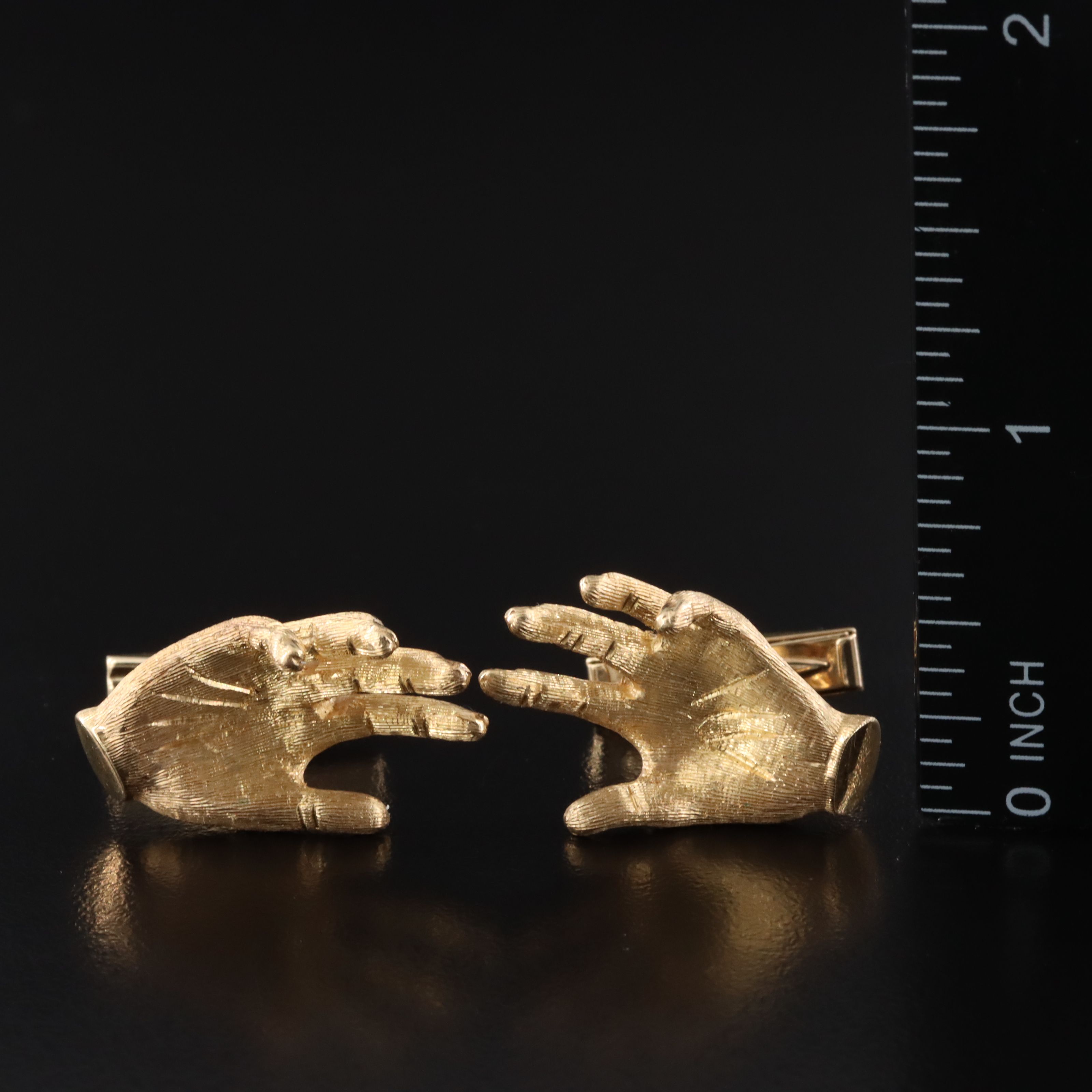 14K Posed Hand Cufflinks