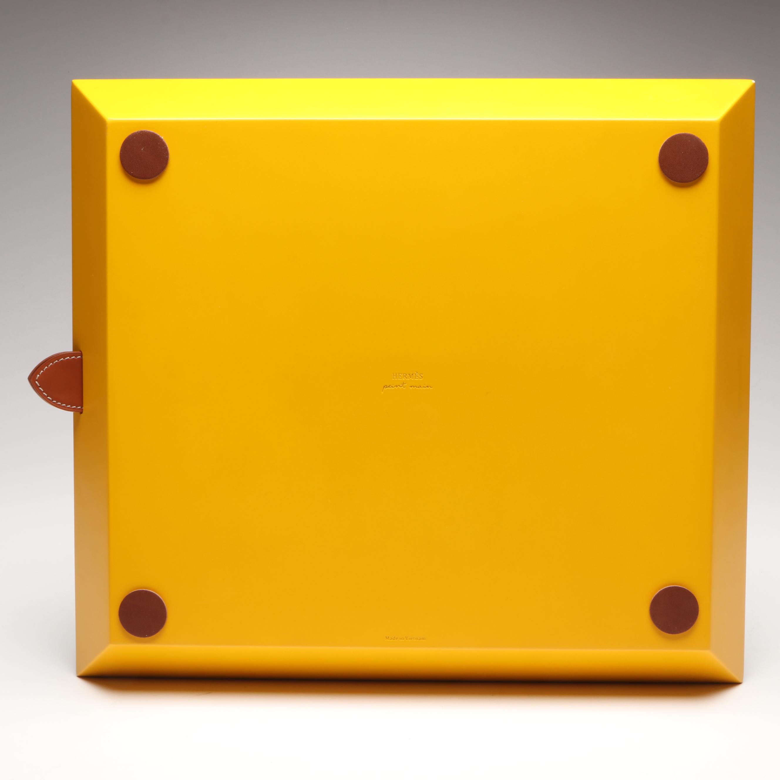 Hermès "Jaguar dans un Jardin Mexicain" Hand-Painted Lacquered Wood Tray