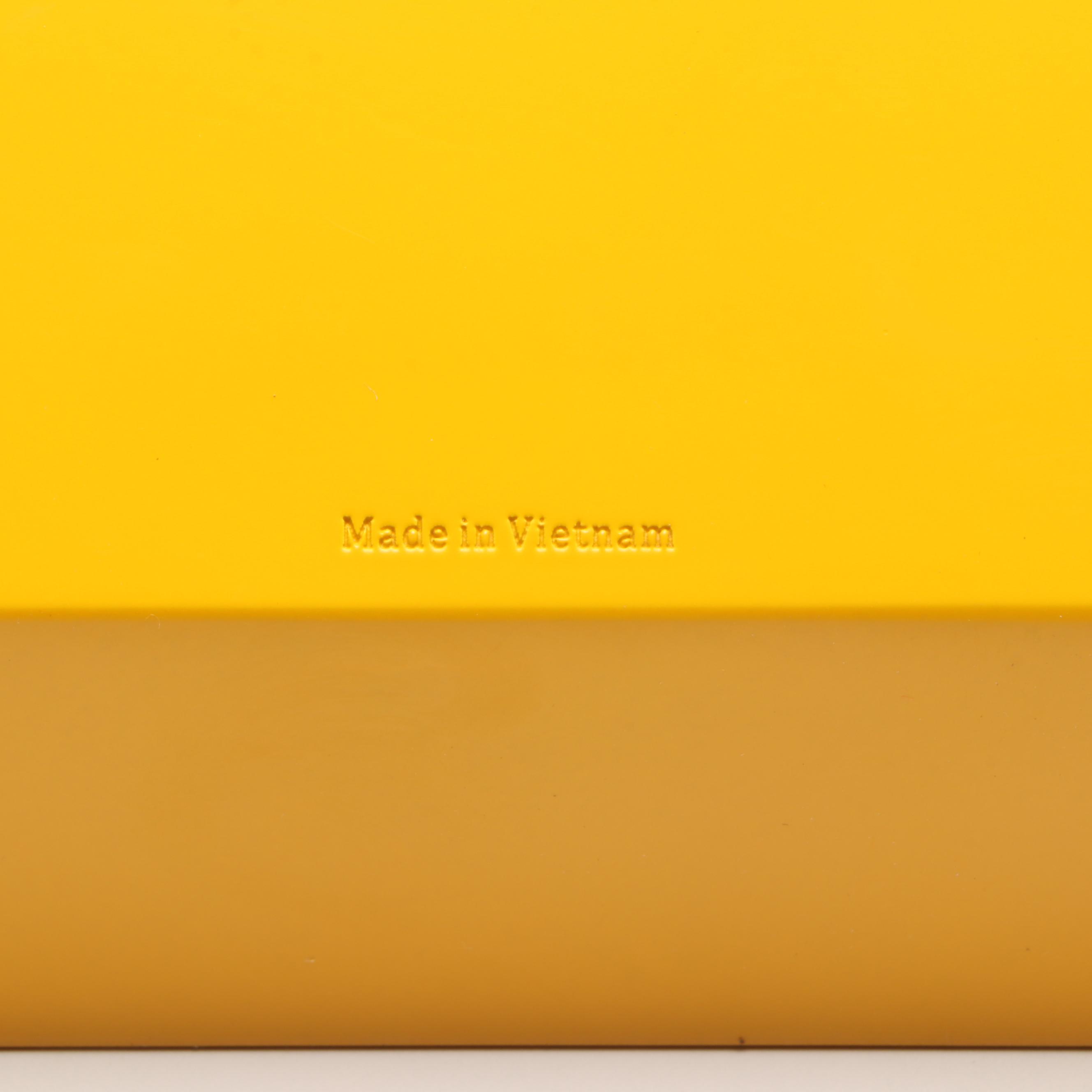 Hermès "Jaguar dans un Jardin Mexicain" Hand-Painted Lacquered Wood Tray