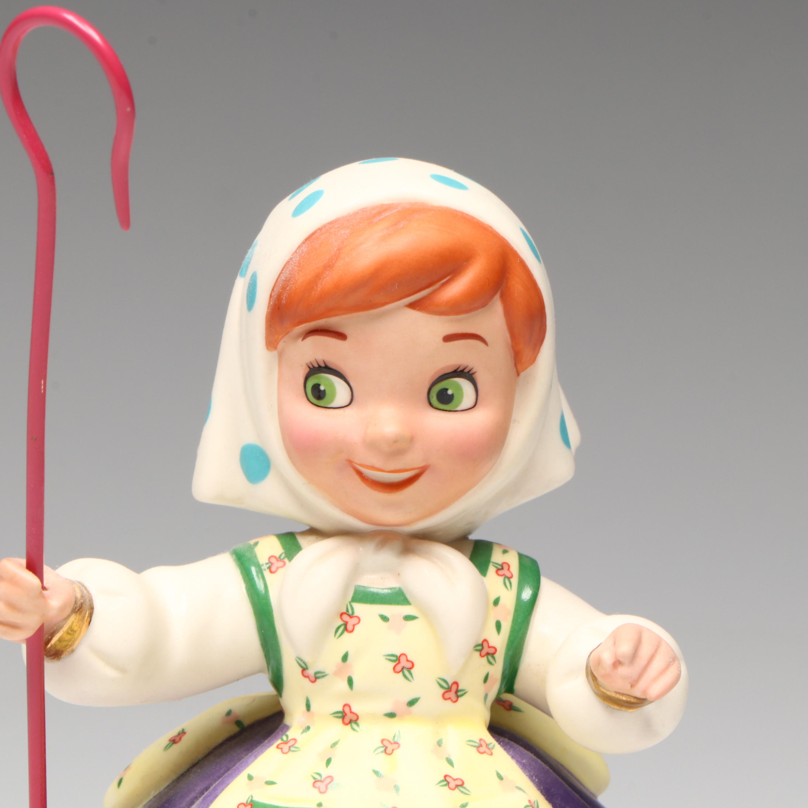 Disney It's a Small World after all "Gathering Friends" and "Goose" Figurines