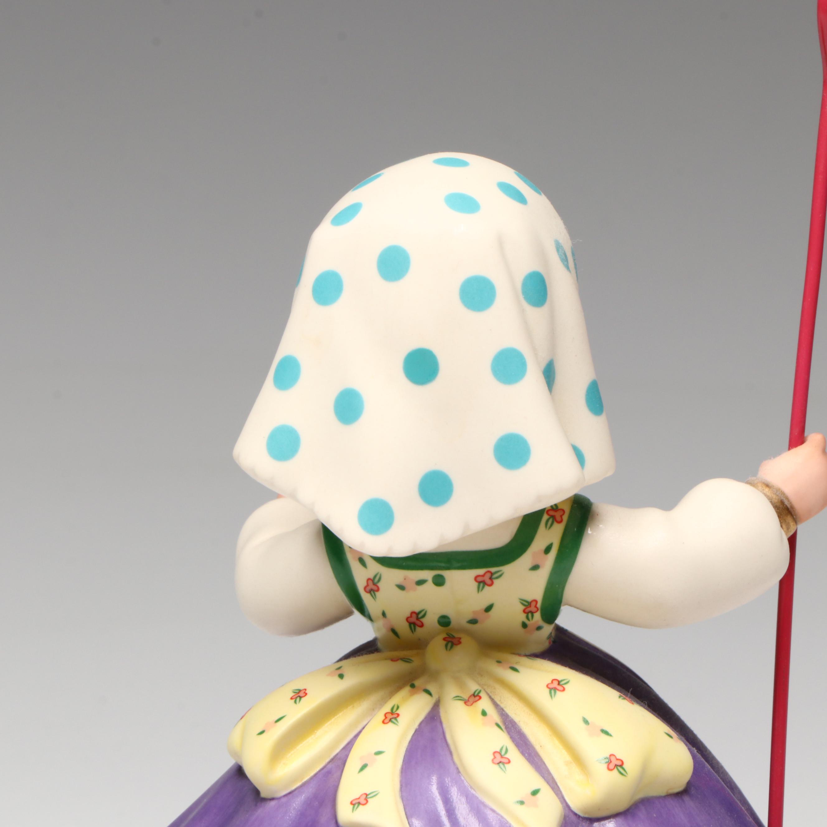 Disney It's a Small World after all "Gathering Friends" and "Goose" Figurines