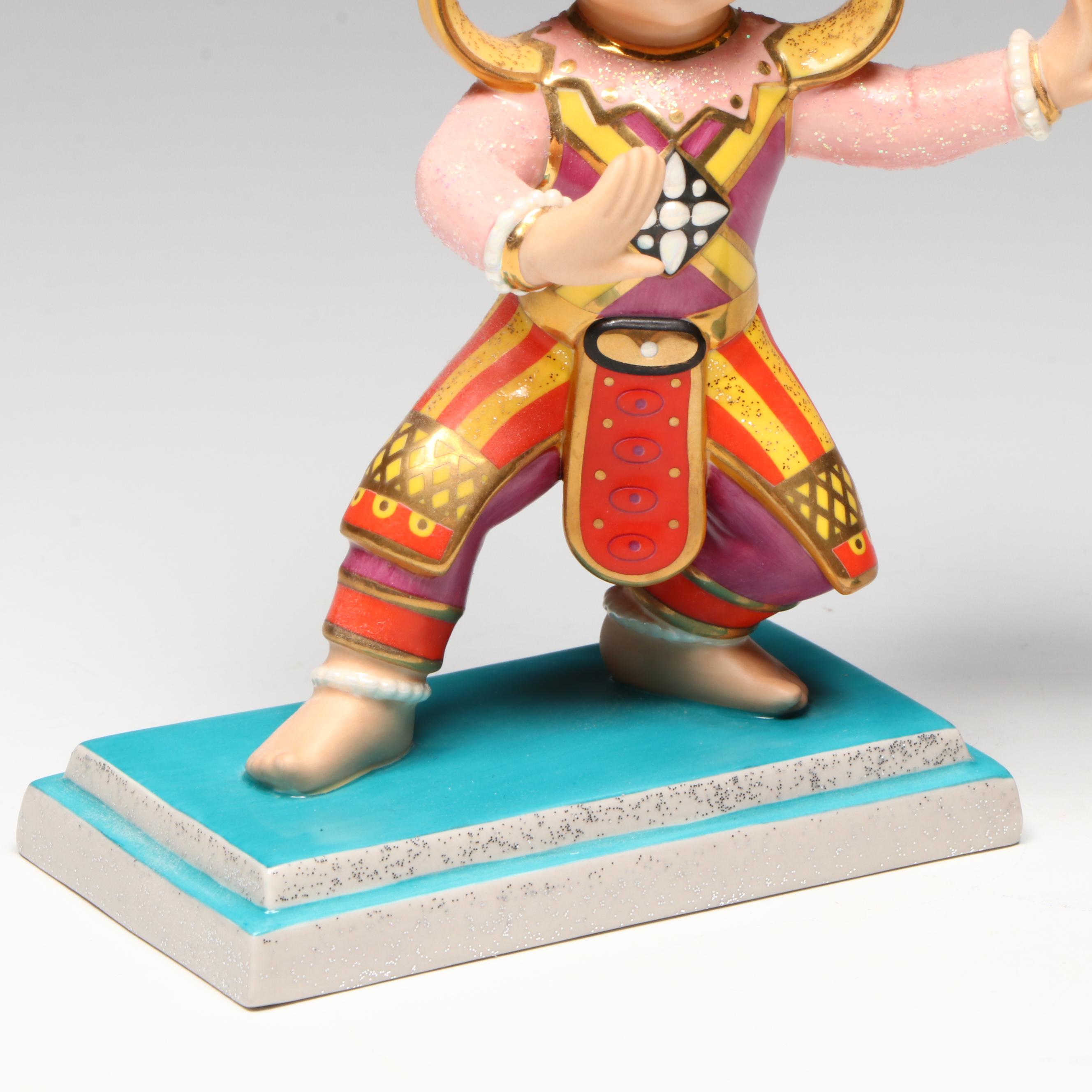 Disney It's a Small World after all "Sawat-dee" Thailand Figurines