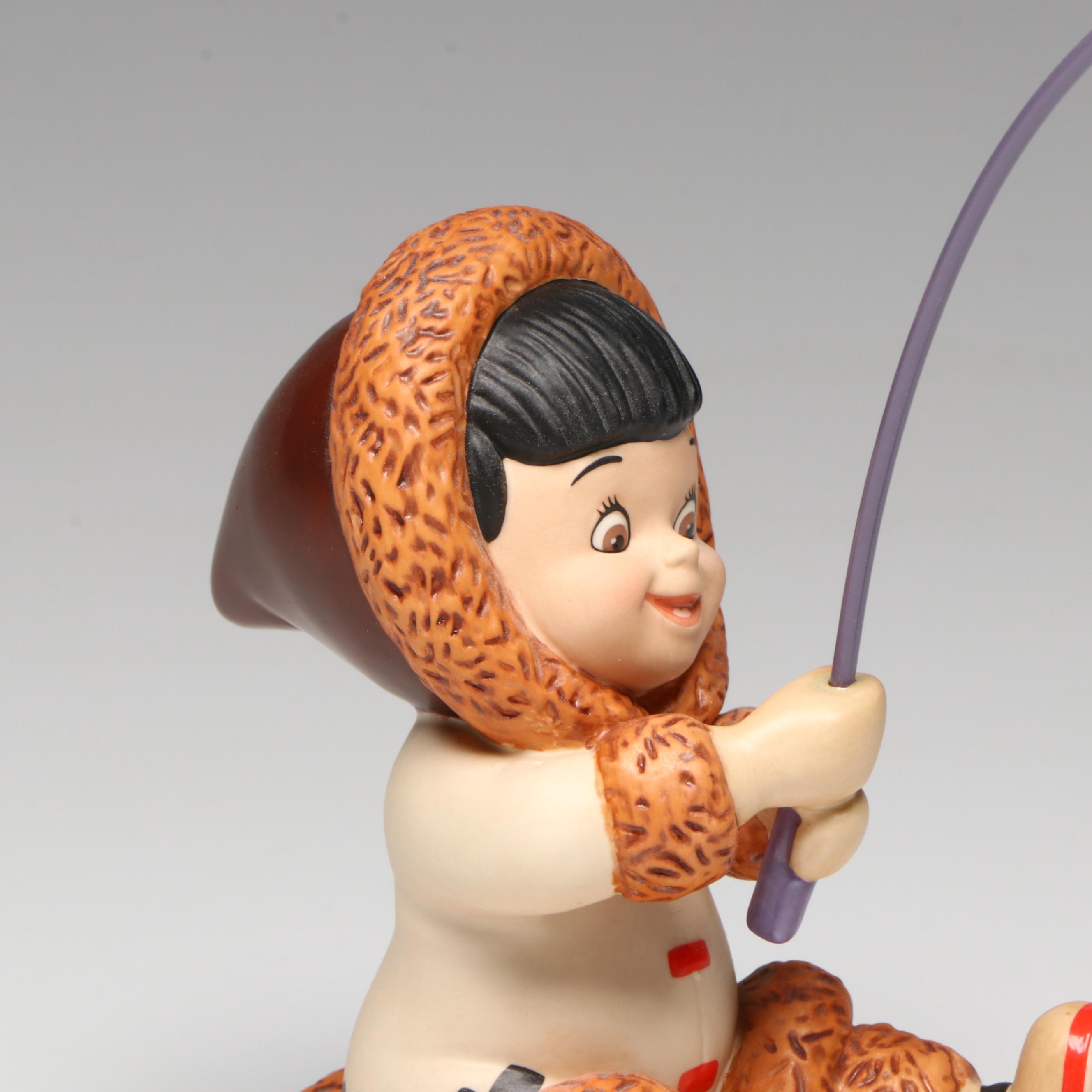 Disney It's a Small World after all "Arctic Fun" and "Igloo" North Pole Figures