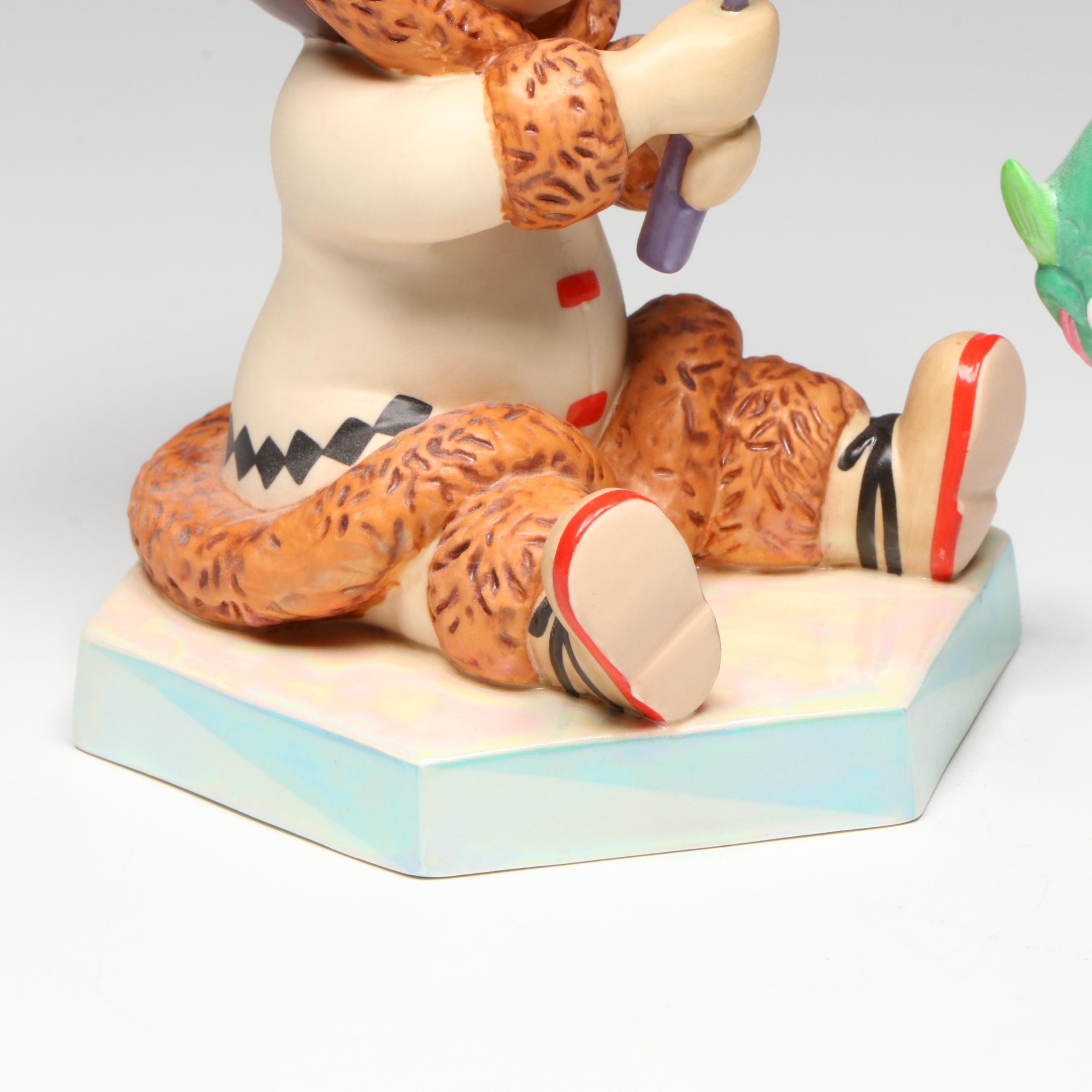 Disney It's a Small World after all "Arctic Fun" and "Igloo" North Pole Figures