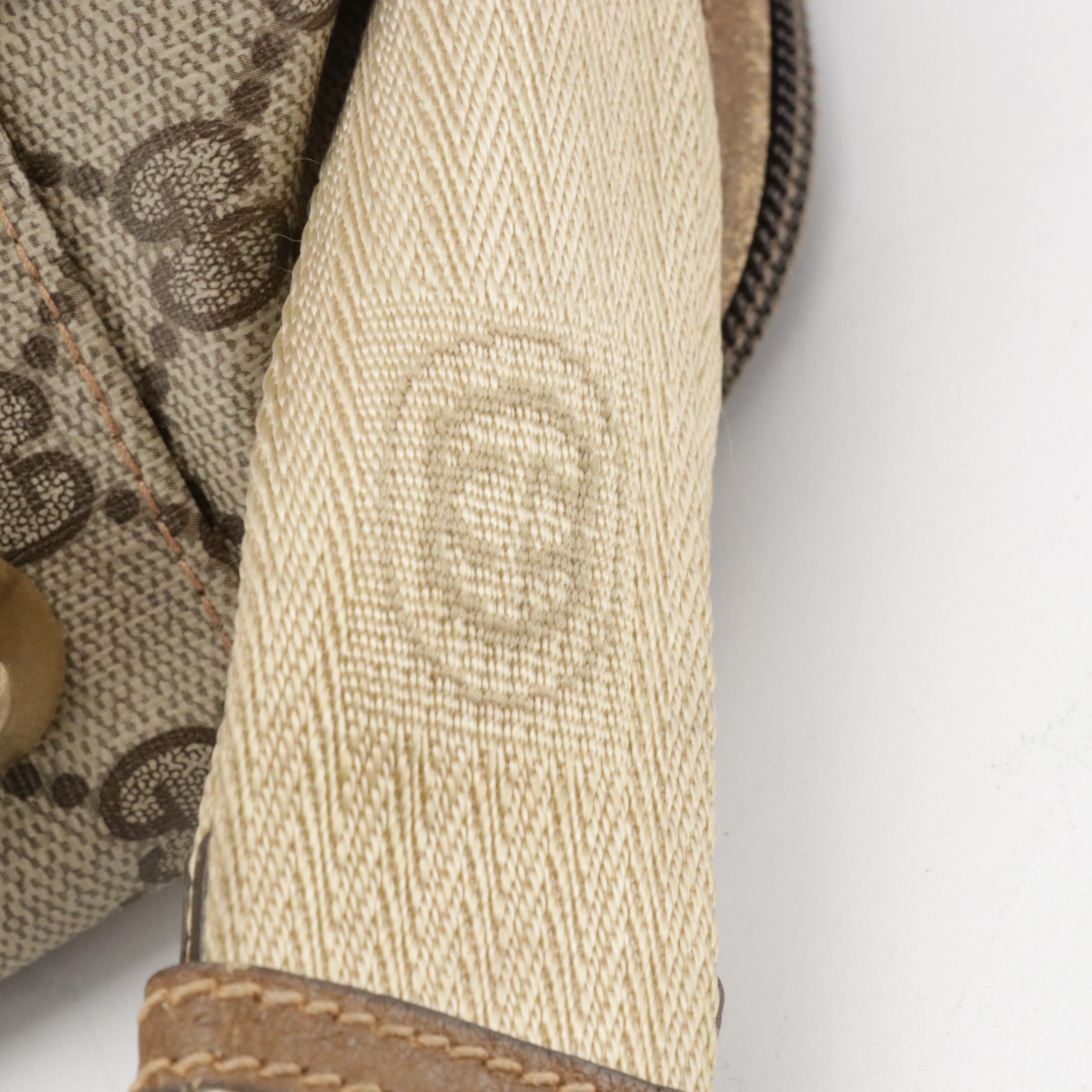 Gucci Three-Compartment Two-Way Travel Bag in GG Supreme Canvas and Leather