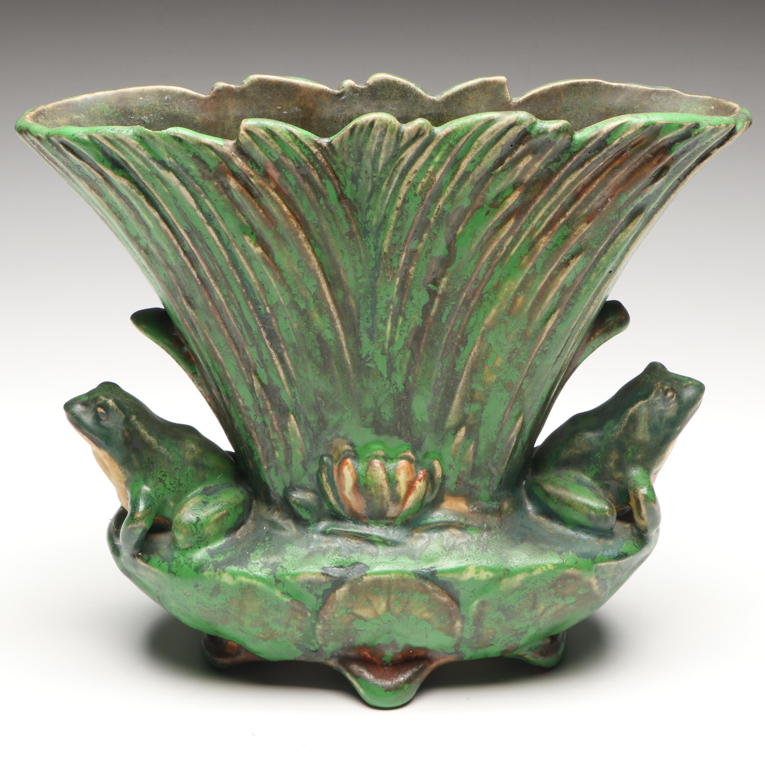 Weller Pottery Coppertone Frog Base Fan Vase