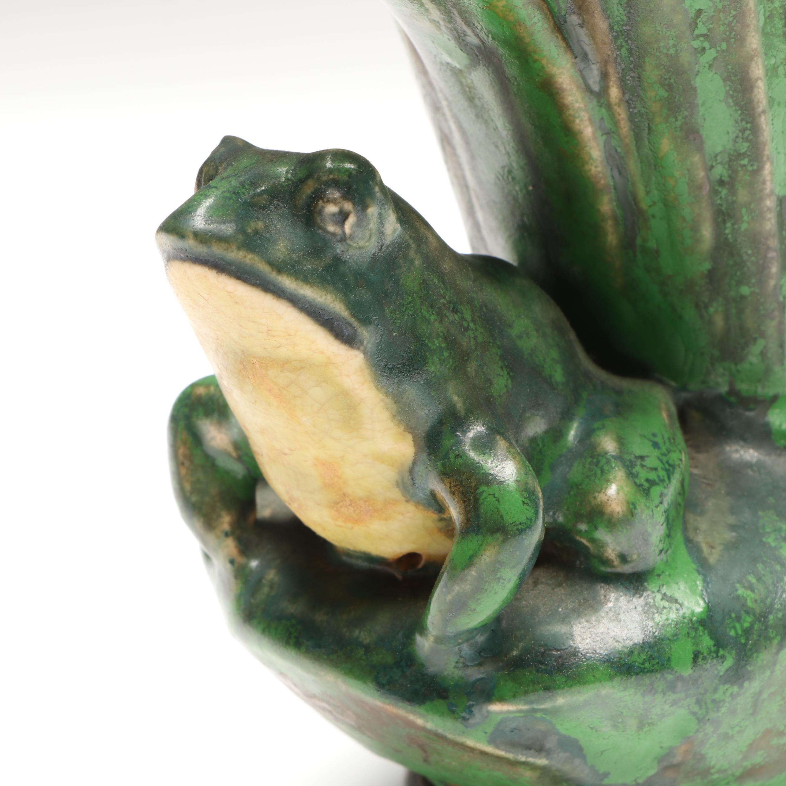 Weller Pottery Coppertone Frog Base Fan Vase