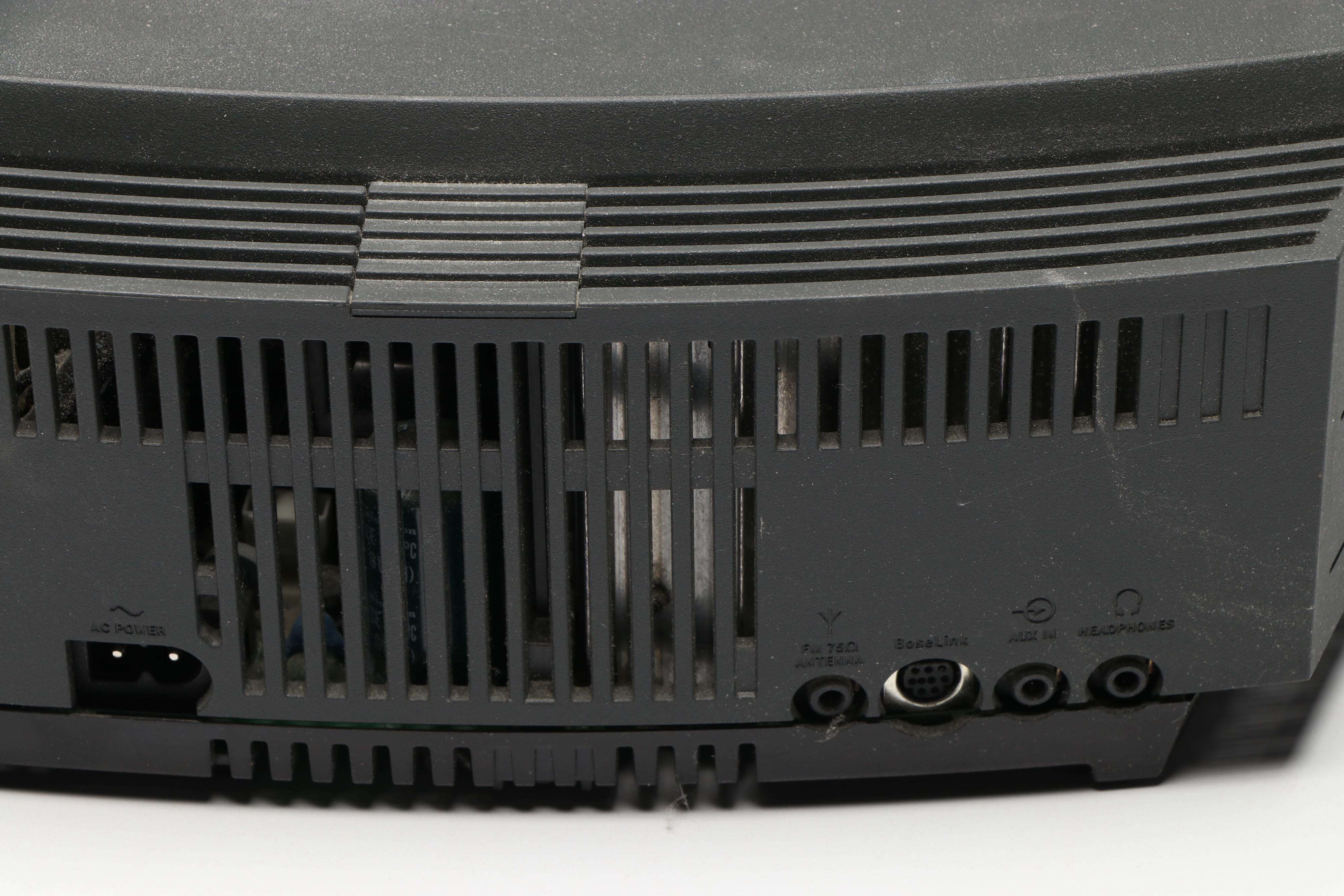 Bose Wave Music System AM/FM Radio and CD Player, Remote