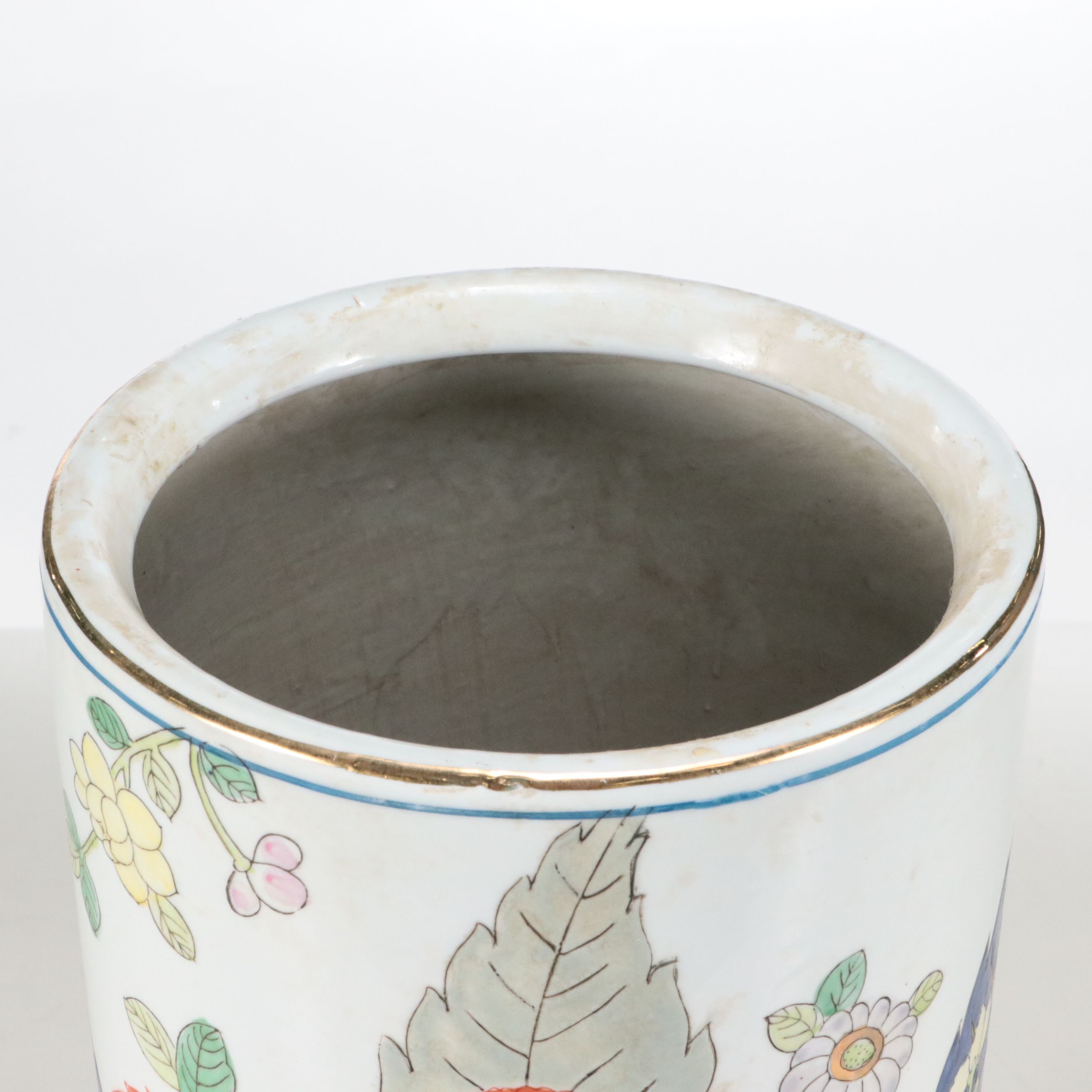 Chinese Famille Rose Enamelled Porcelain Umbrella Stand