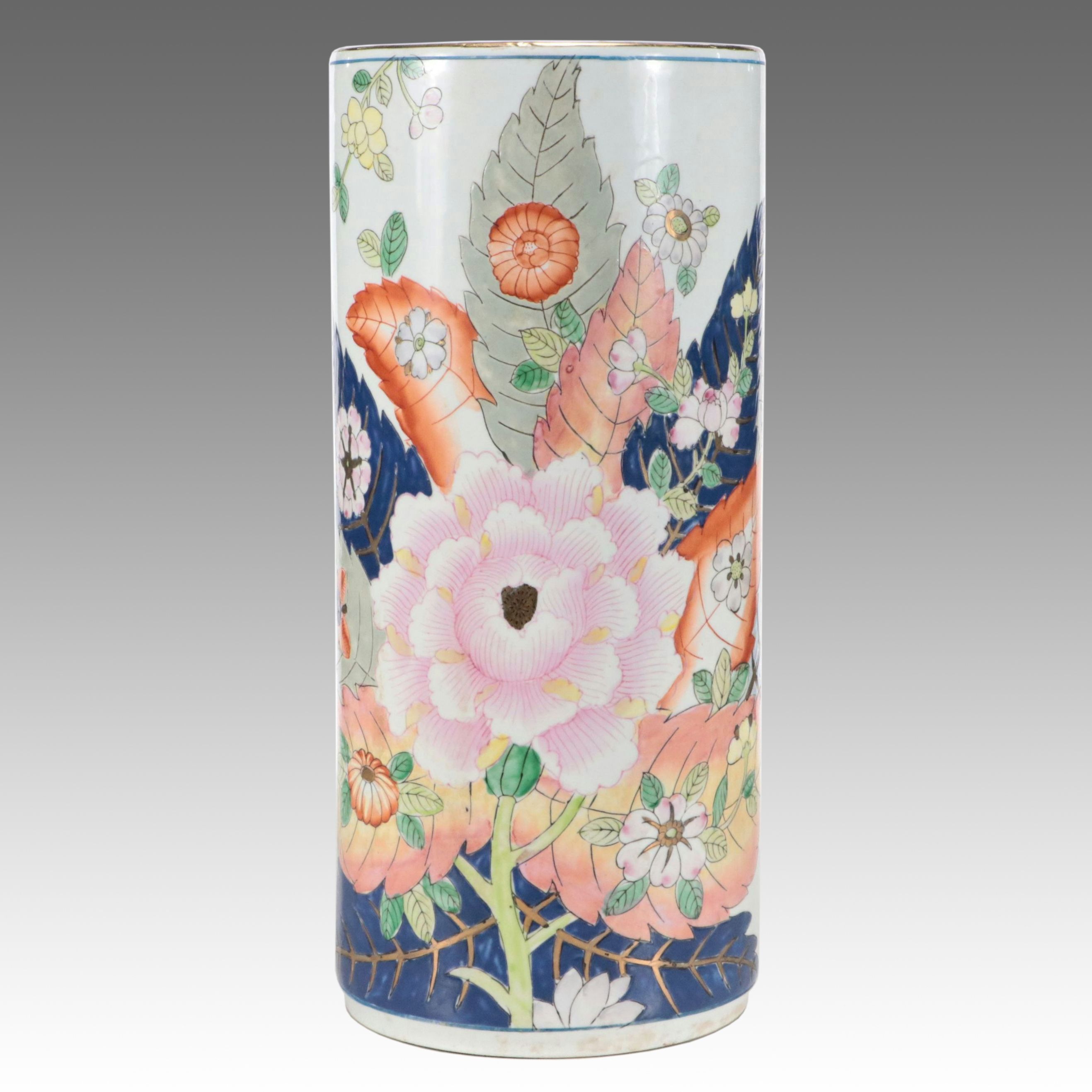 Chinese Famille Rose Enamelled Porcelain Umbrella Stand