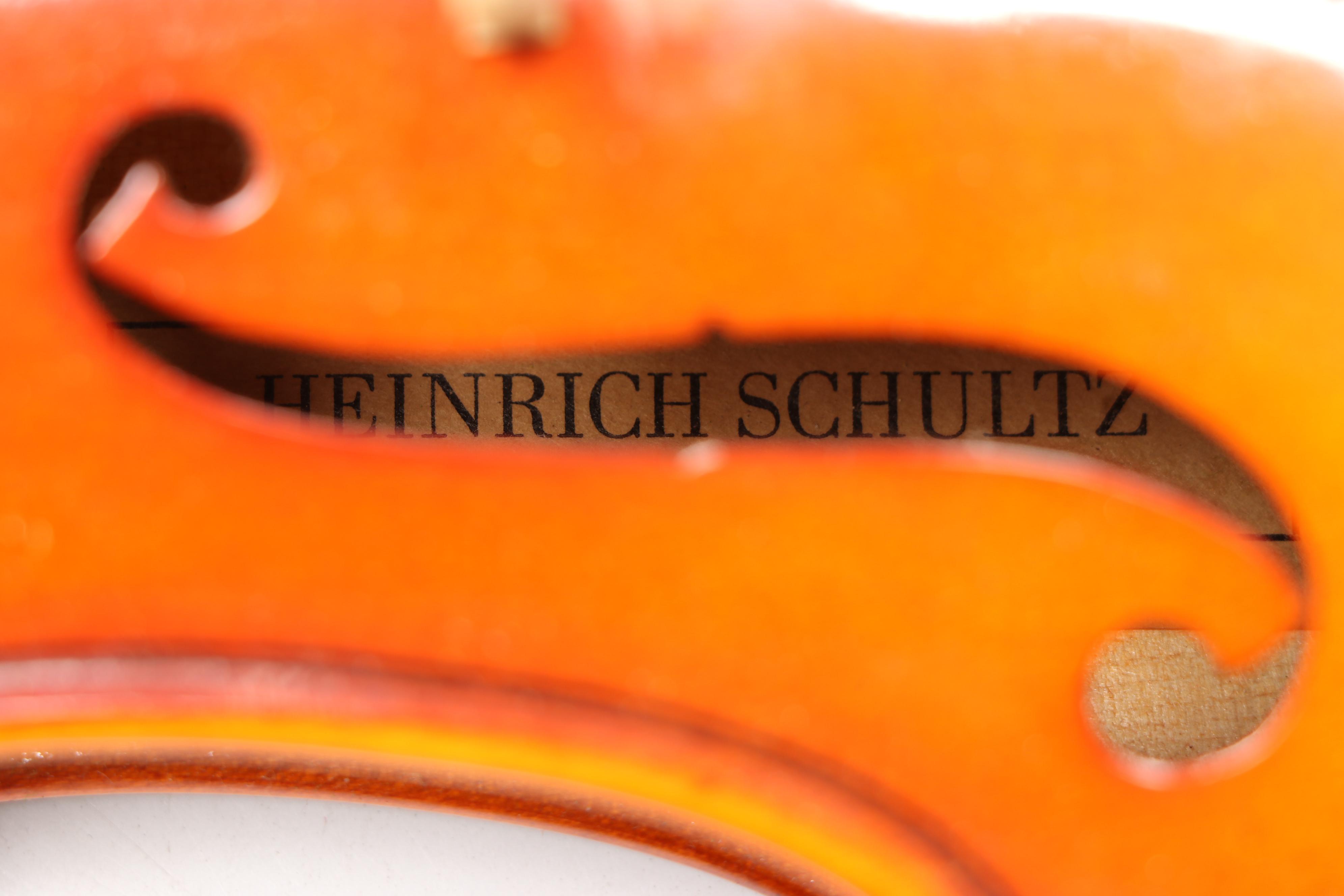 Heinrich Schultz 3/4 Violin and Bow with Tolex Hardside Case