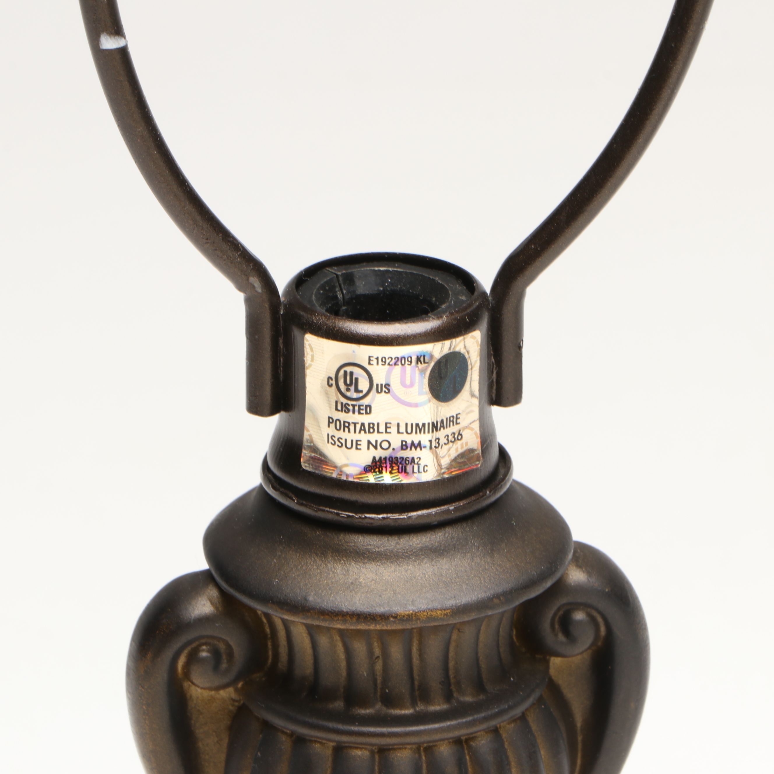 Leaded Slag Glass Dragonfly Accent Lamp