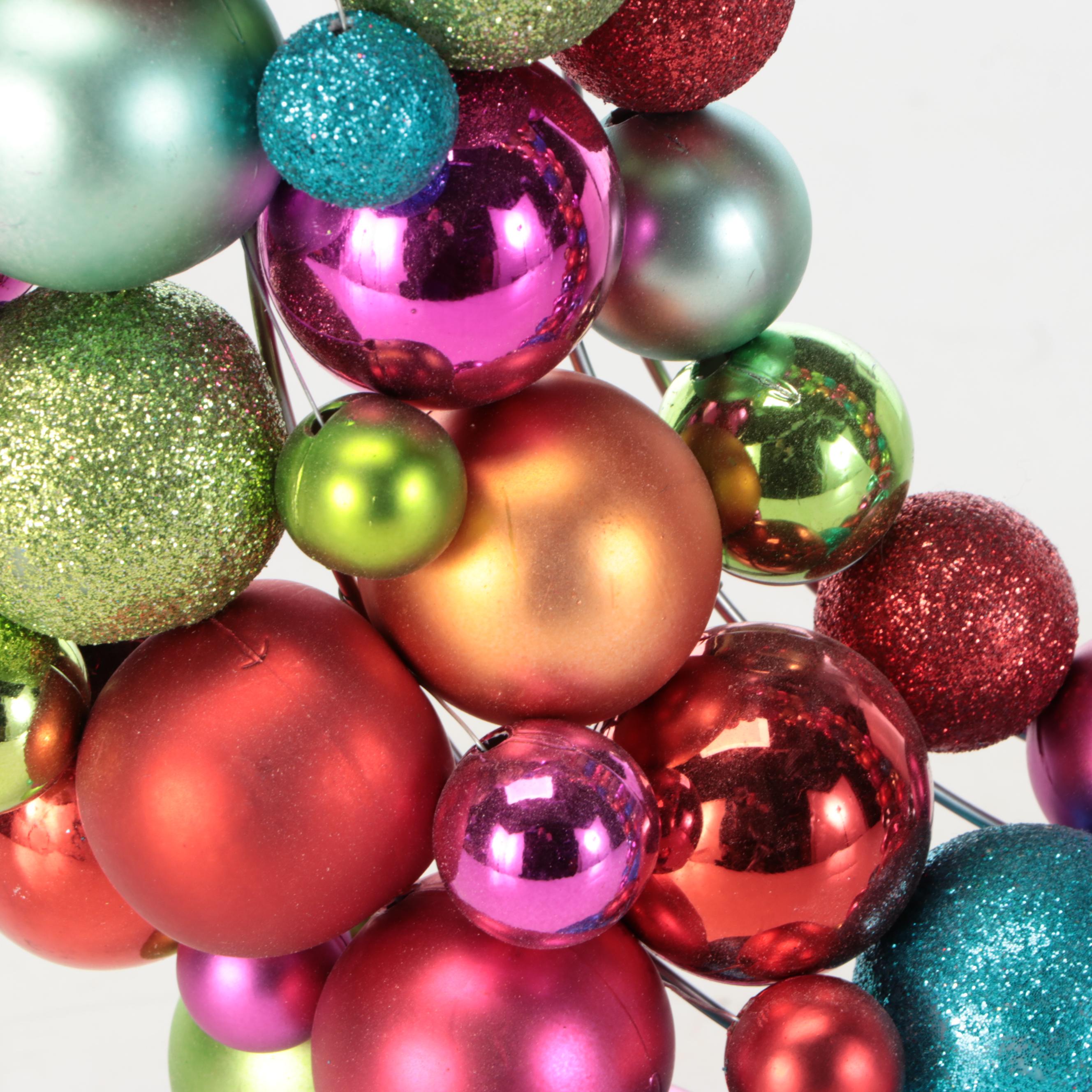 Rustic Style Santa Claus Sign with Glass Ornament Wreath, Other Christmas Décor