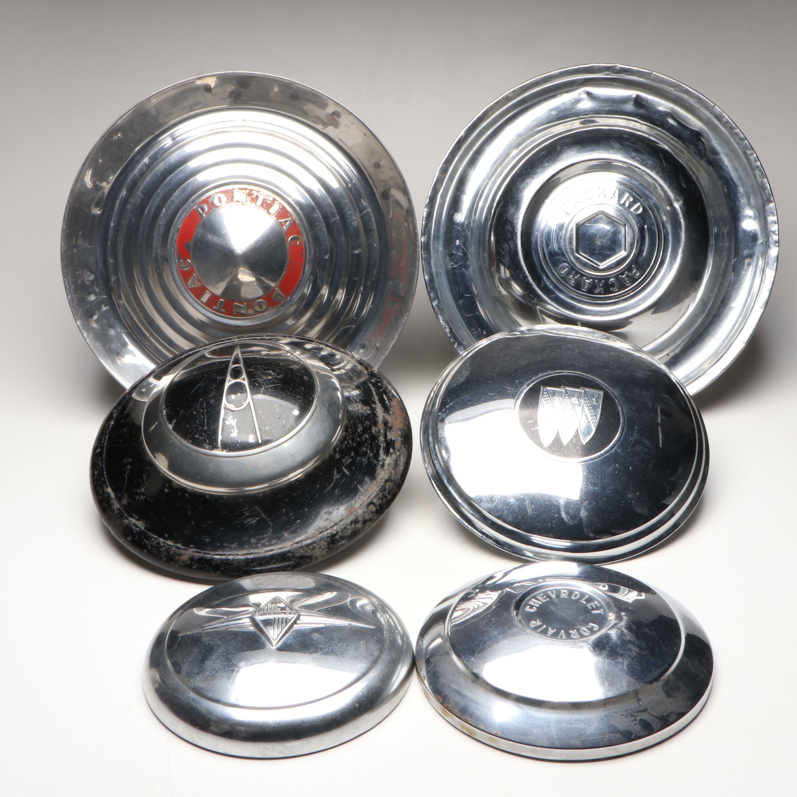 Pontiac, Buick, Ford and Other Vintage Hubcaps