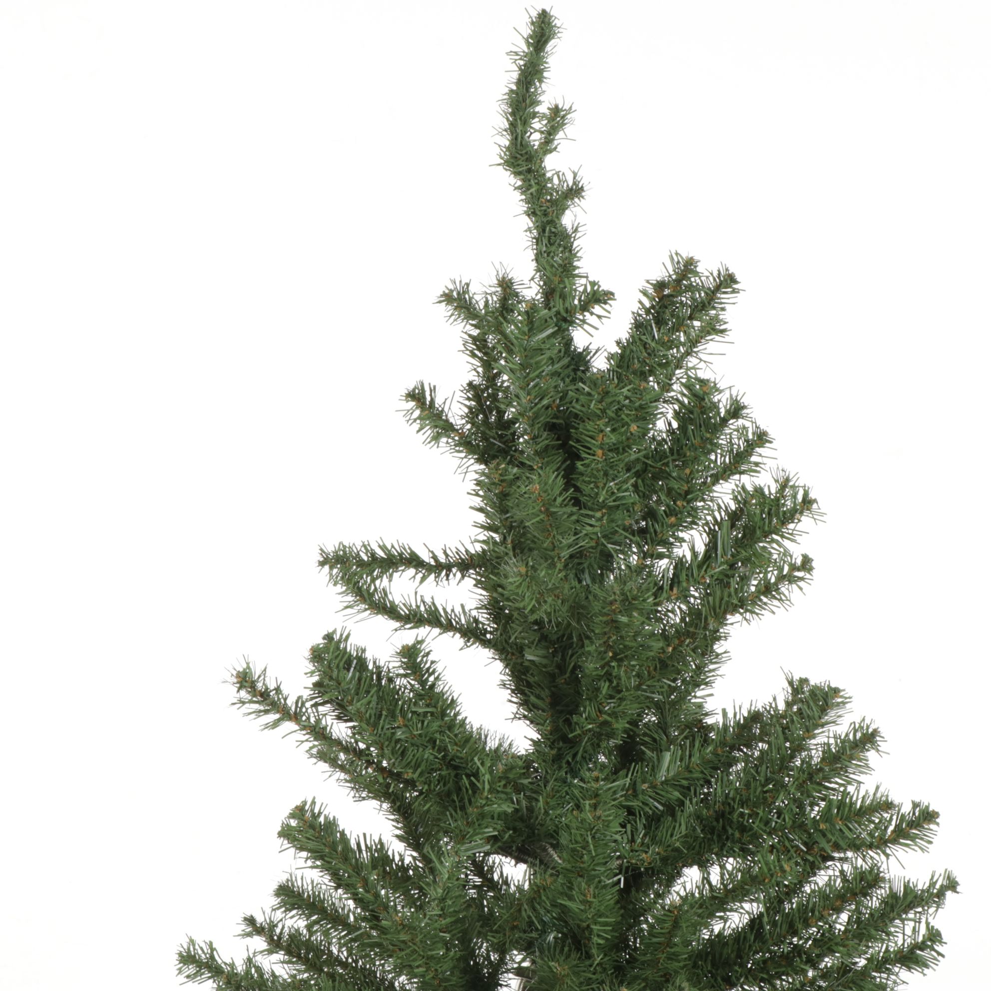 7.5' Artificial Christmas Tree
