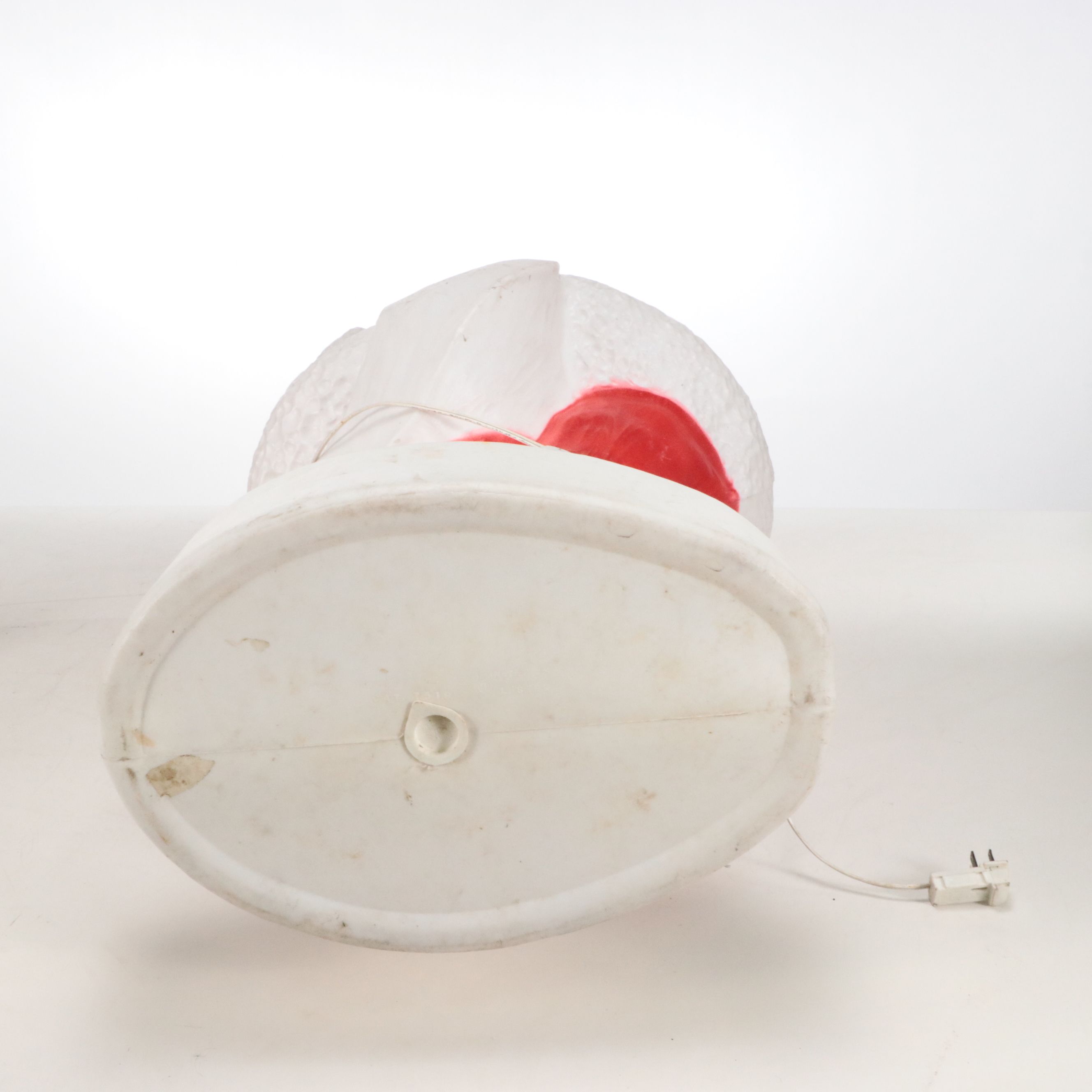 Union Products Co. Blow Form Mr. and Mrs. Claus Outdoor Christmas Décor