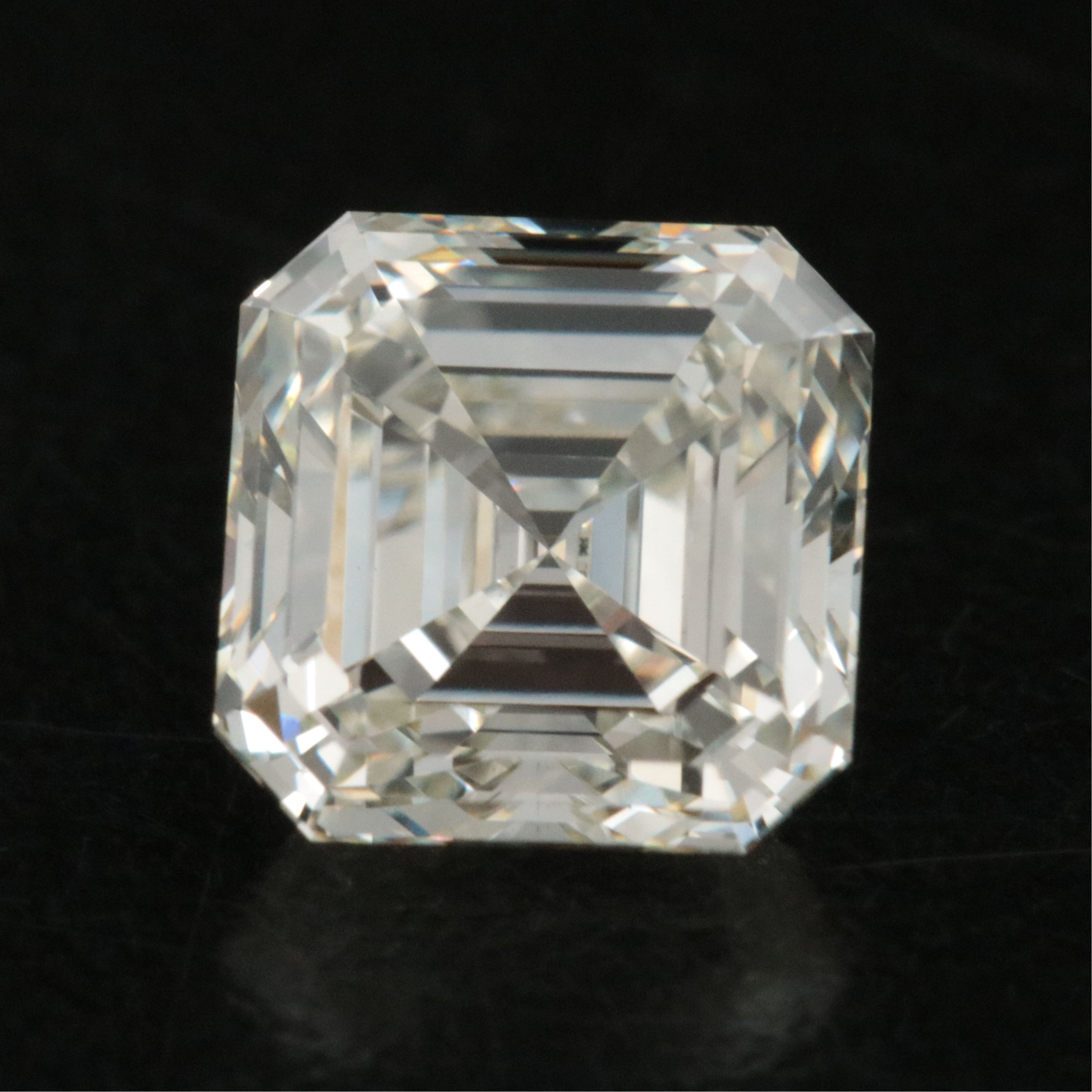 Loose 1.96 CT Lab Grown Diamond with IGI Report
