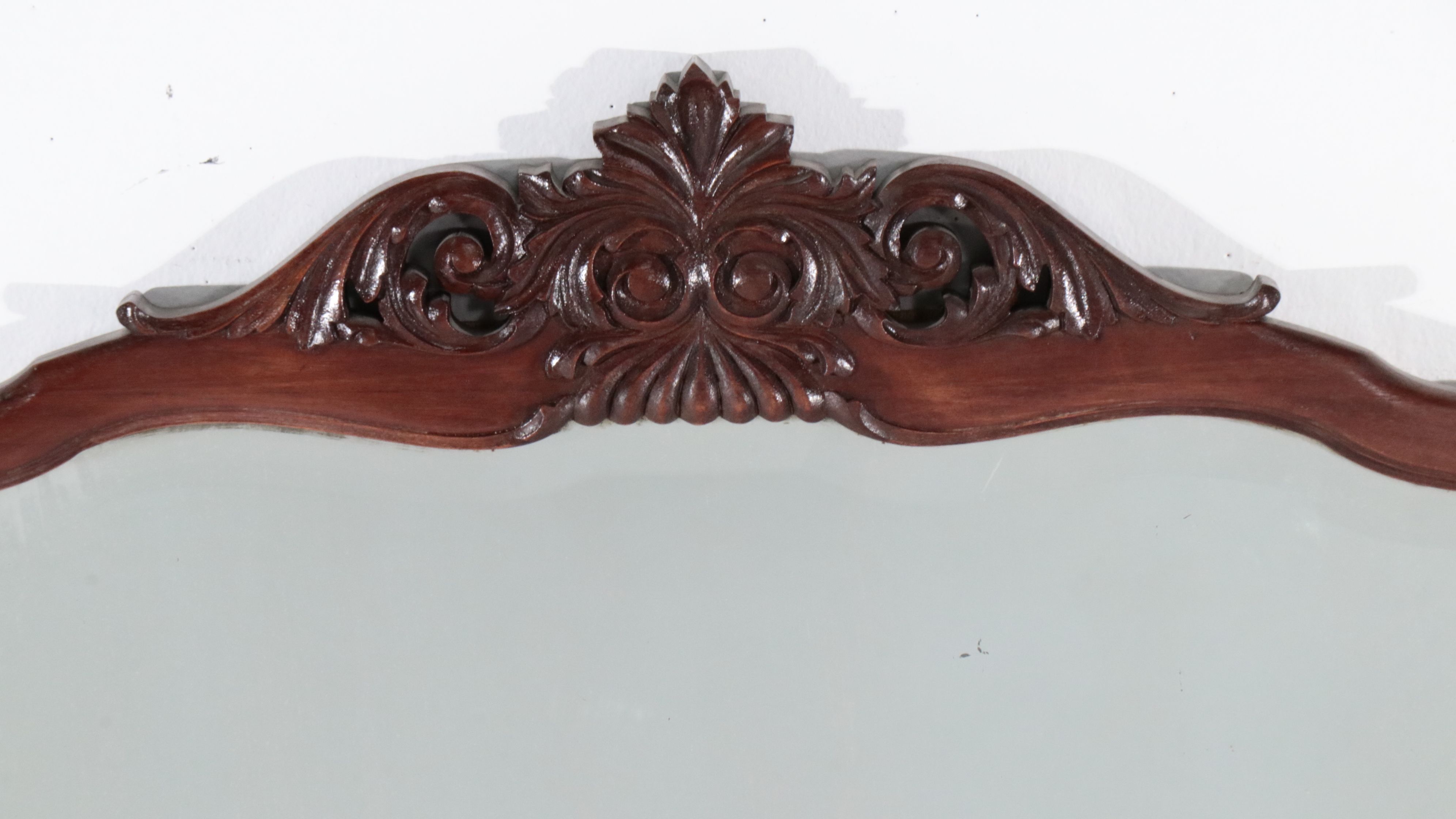 Victorian Style Carved Mahogany Finish, 20th Century