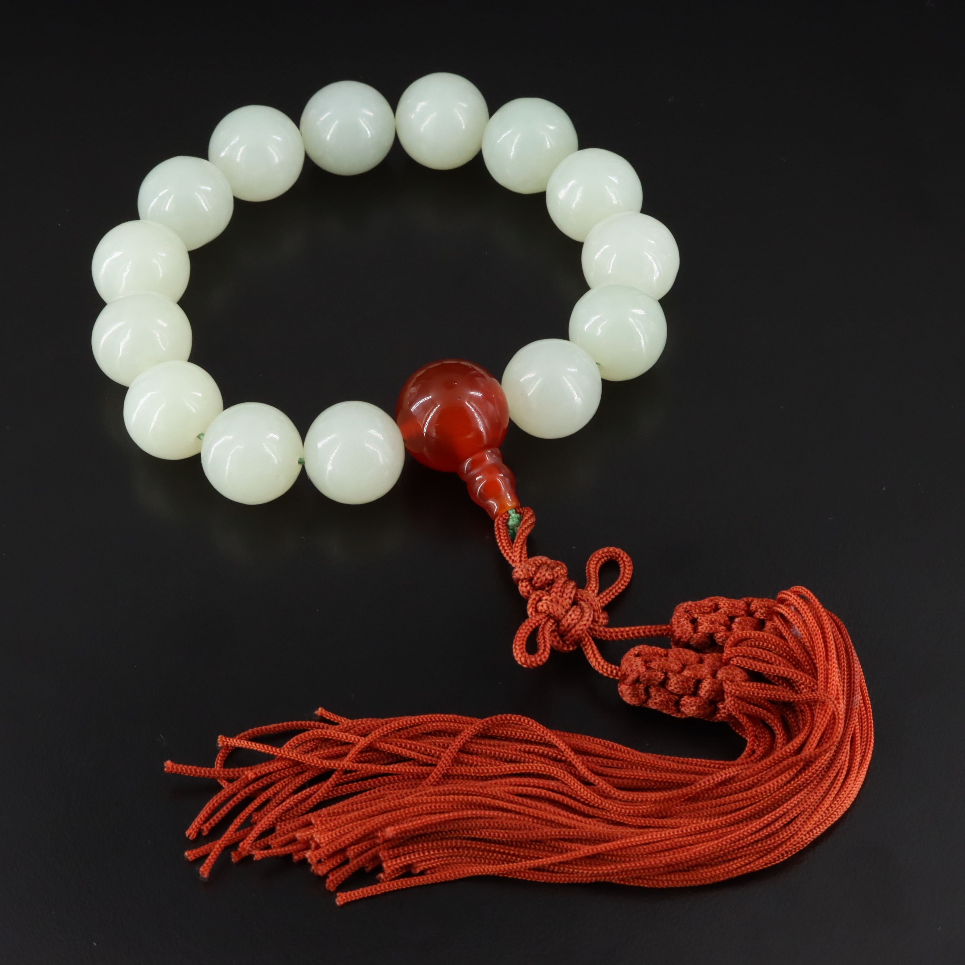 Vintage Chinese Jade and Carnelian Bead Bracelet