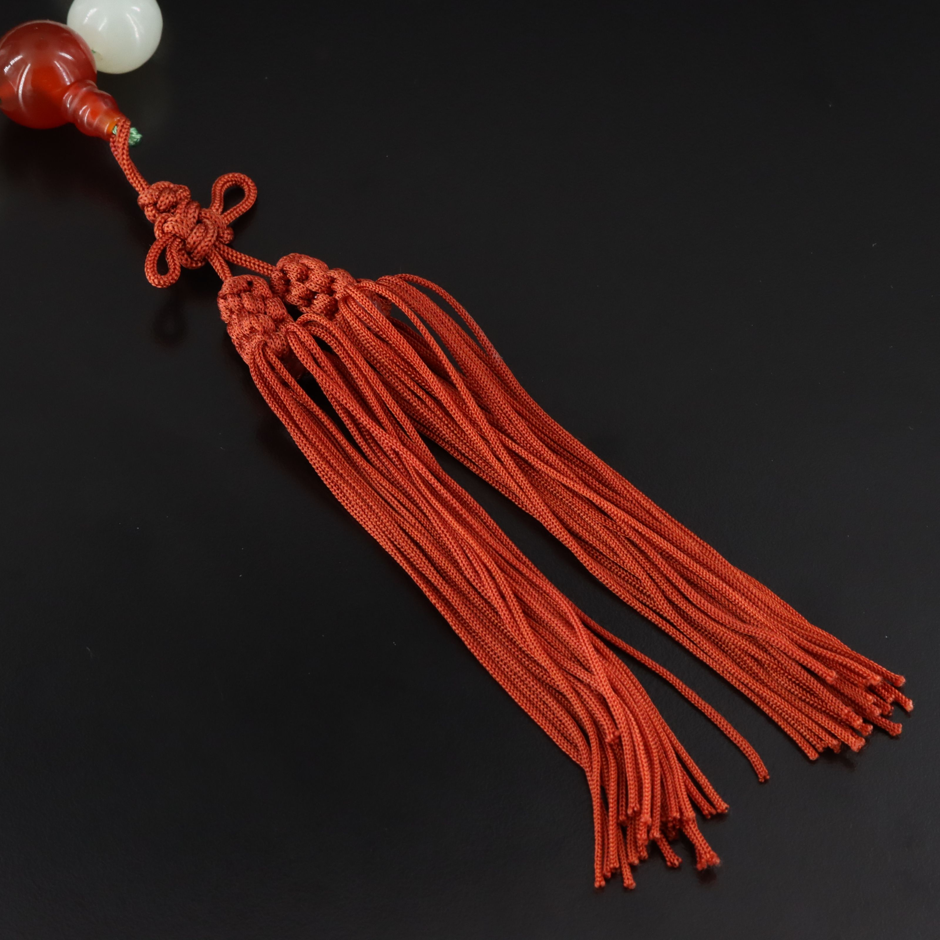 Vintage Chinese Jade and Carnelian Bead Bracelet