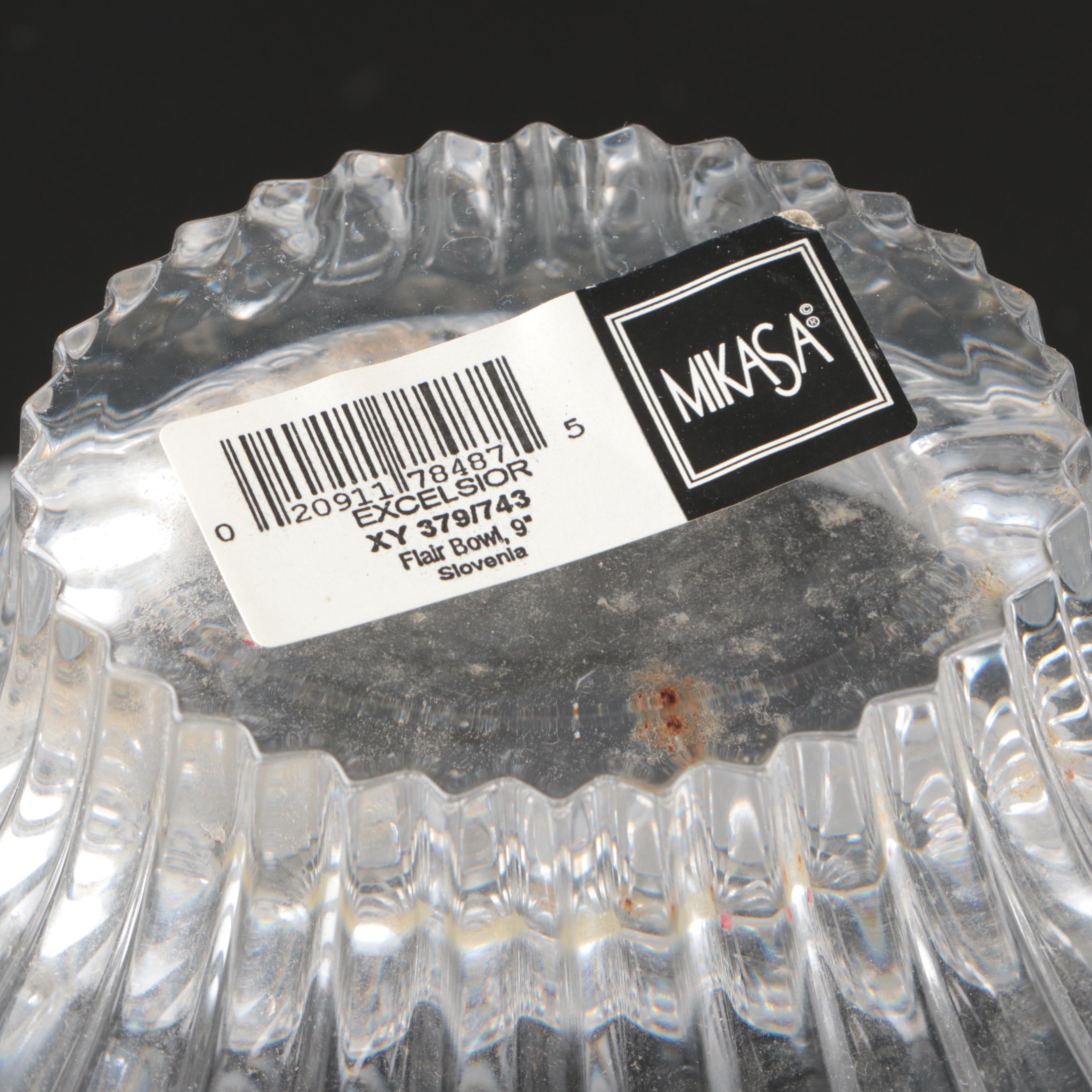 Mikasa "Flair" Crystal Bowl with Crystal Candle Holders