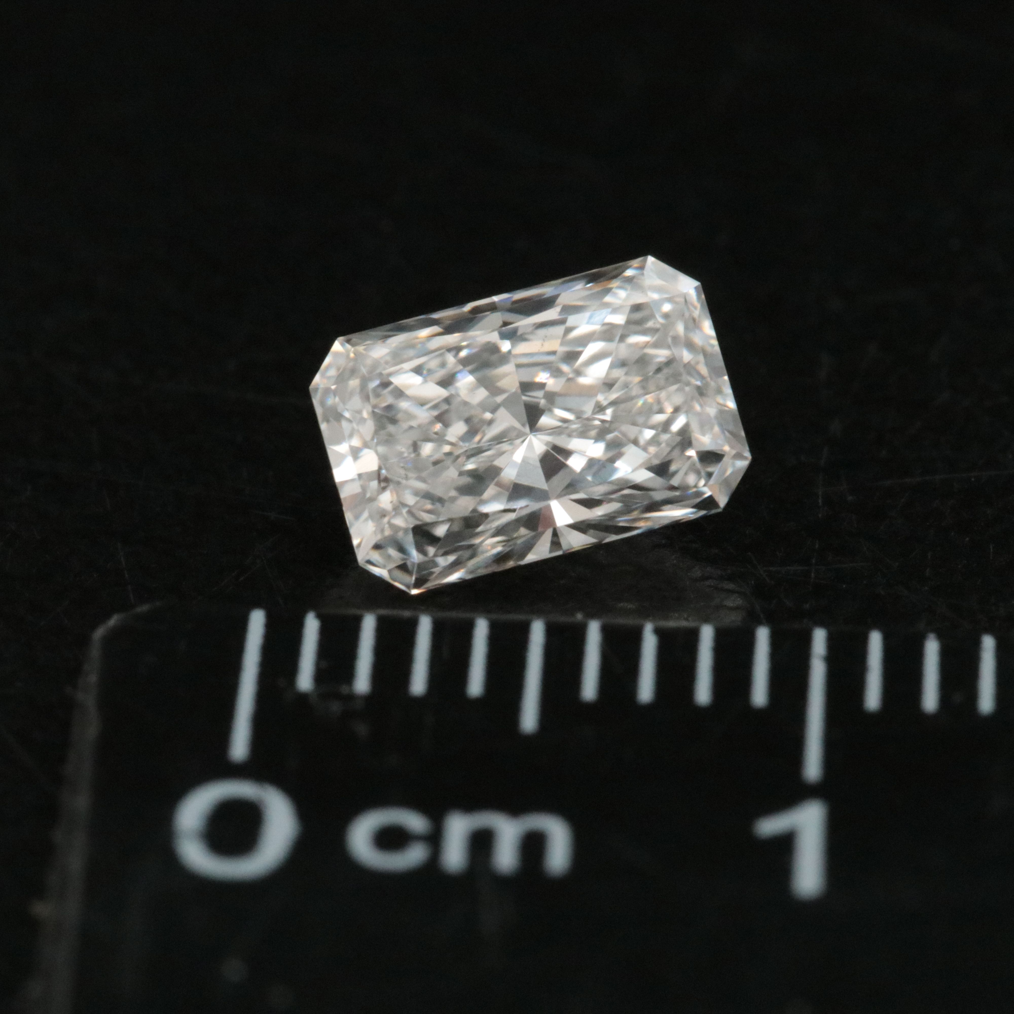 Loose 1.03 CT Lab Grown Diamond with IGI Report