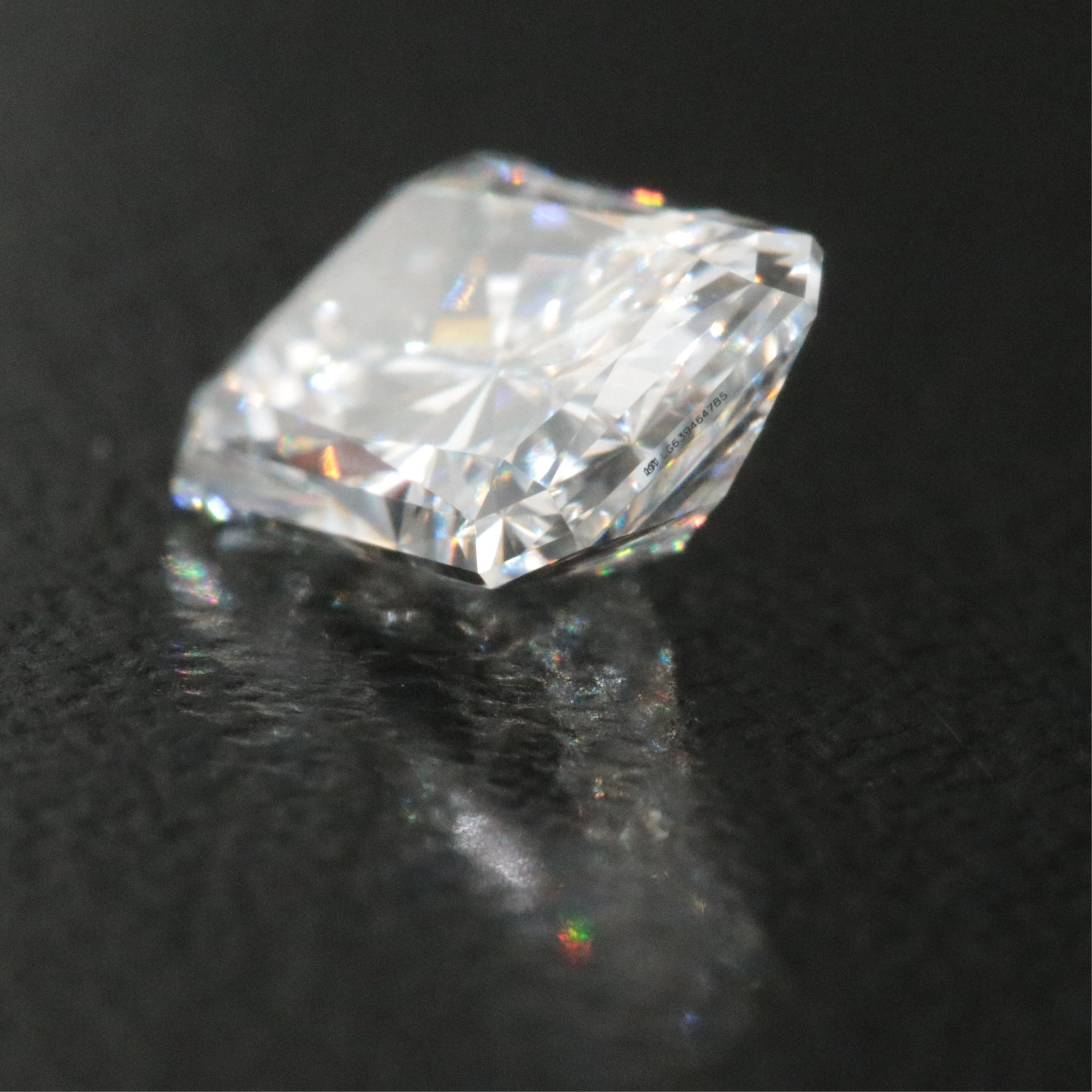 Loose 1.03 CT Lab Grown Diamond with IGI Report
