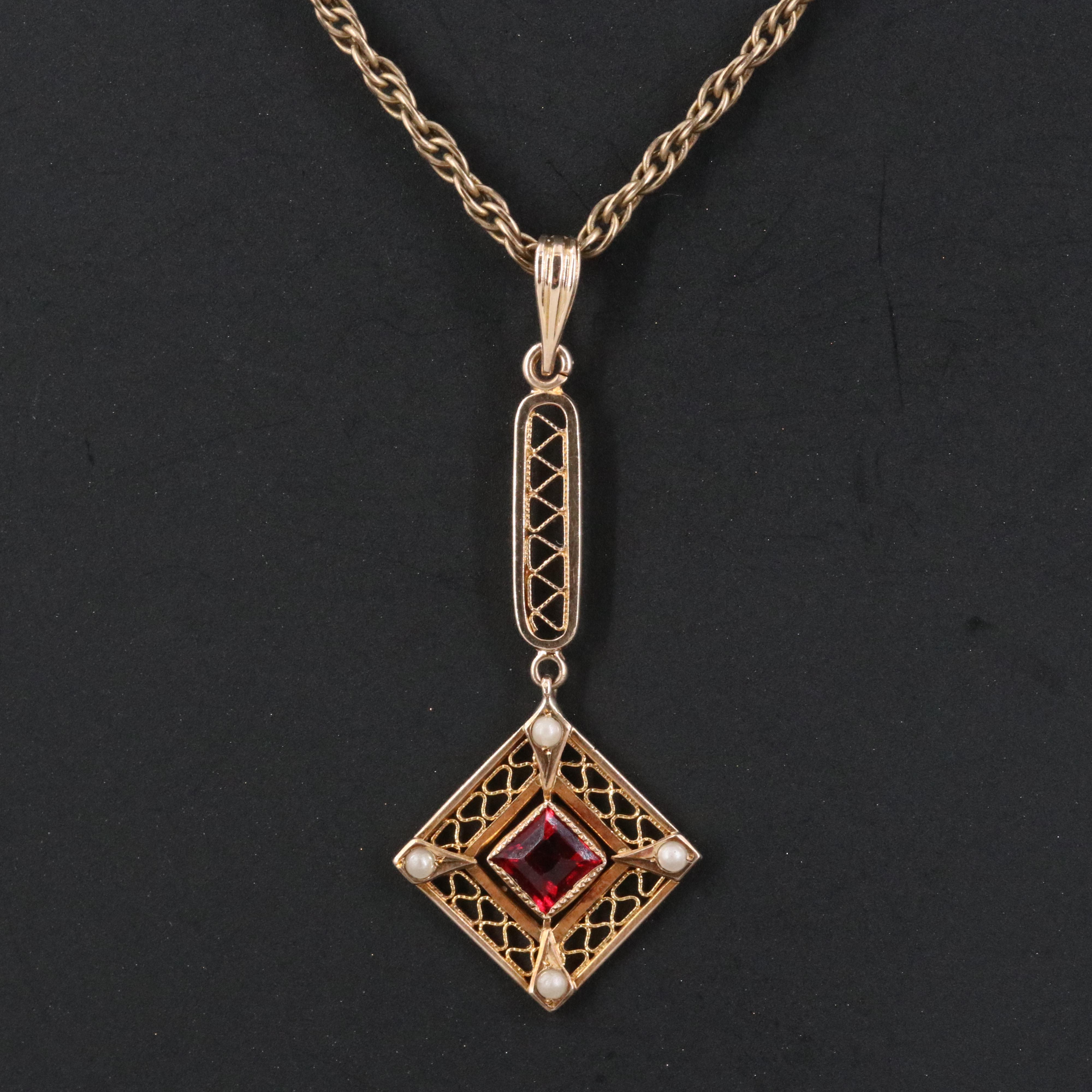 Art Deco 10K Glass Filigree Rhombus Pendant with a Gold-Filled Chain