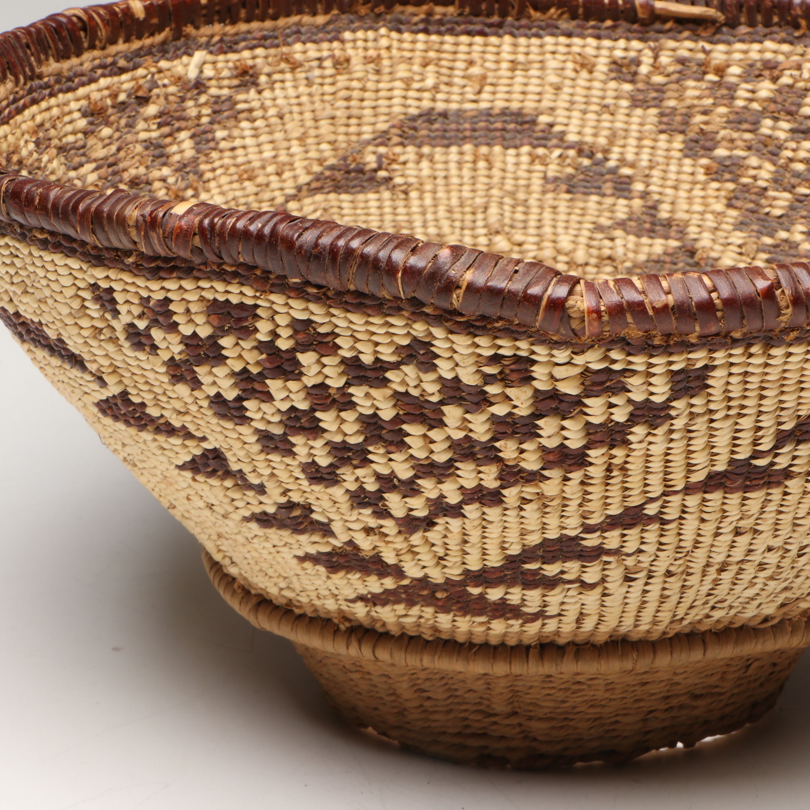 Indigenous Pacific Northwest Hopper/Morter Basket