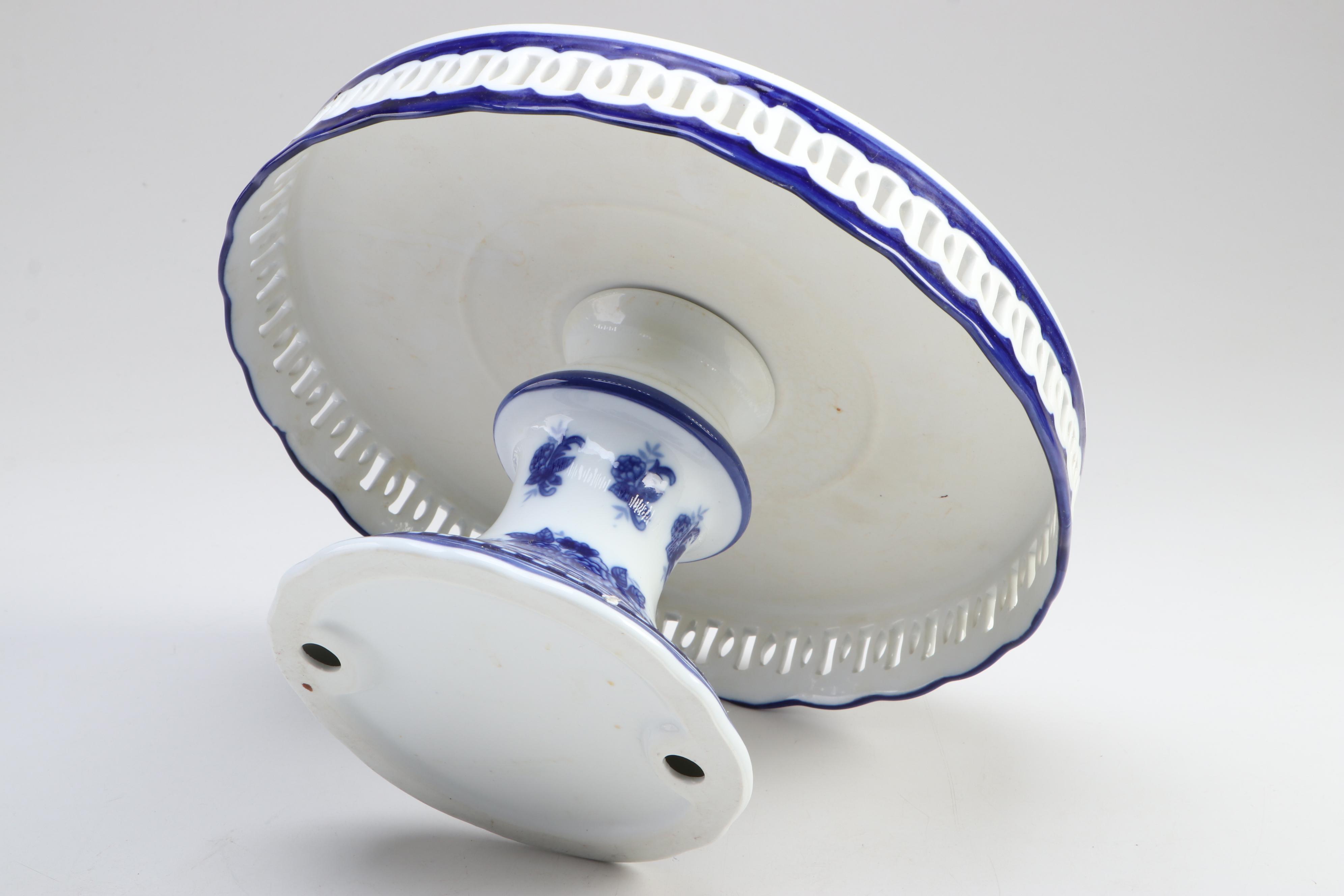 Grindley "Progress" and "Lorne" Flow Blue Gravy and Butter with Other Serveware