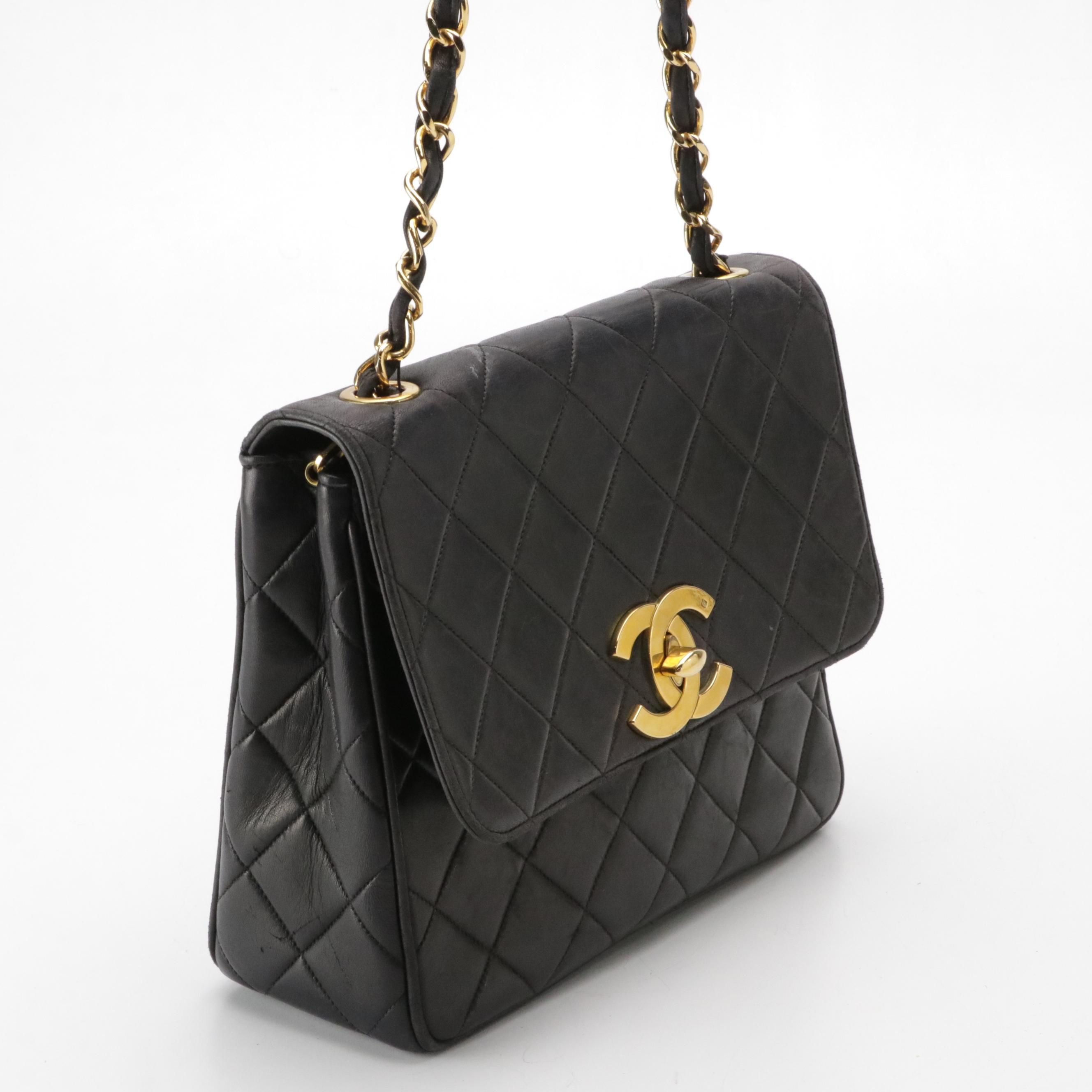 Chanel CC Flap Shoulder Bag in Quilted Lambskin Leather
