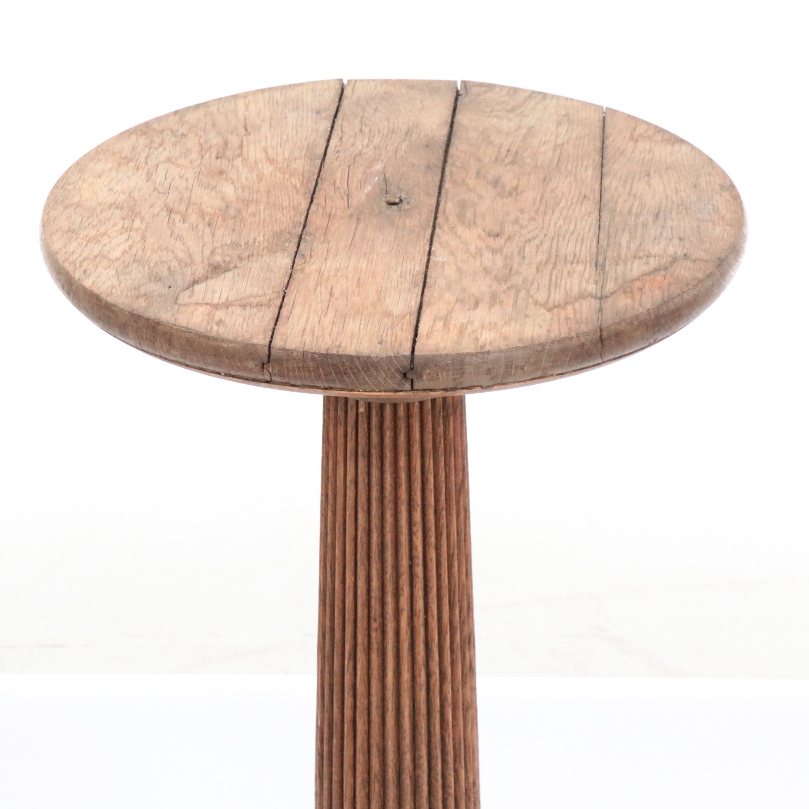 Arts & Crafts Reeded Oak Pedestal