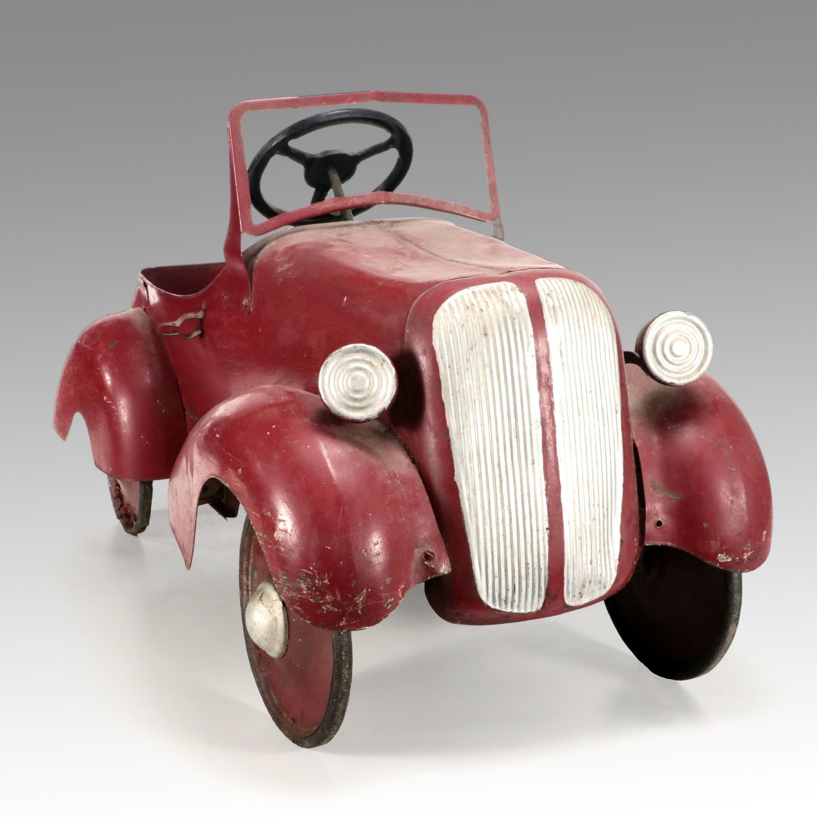 Cyclops Clipper Style Metal Pedal Car, 1930s