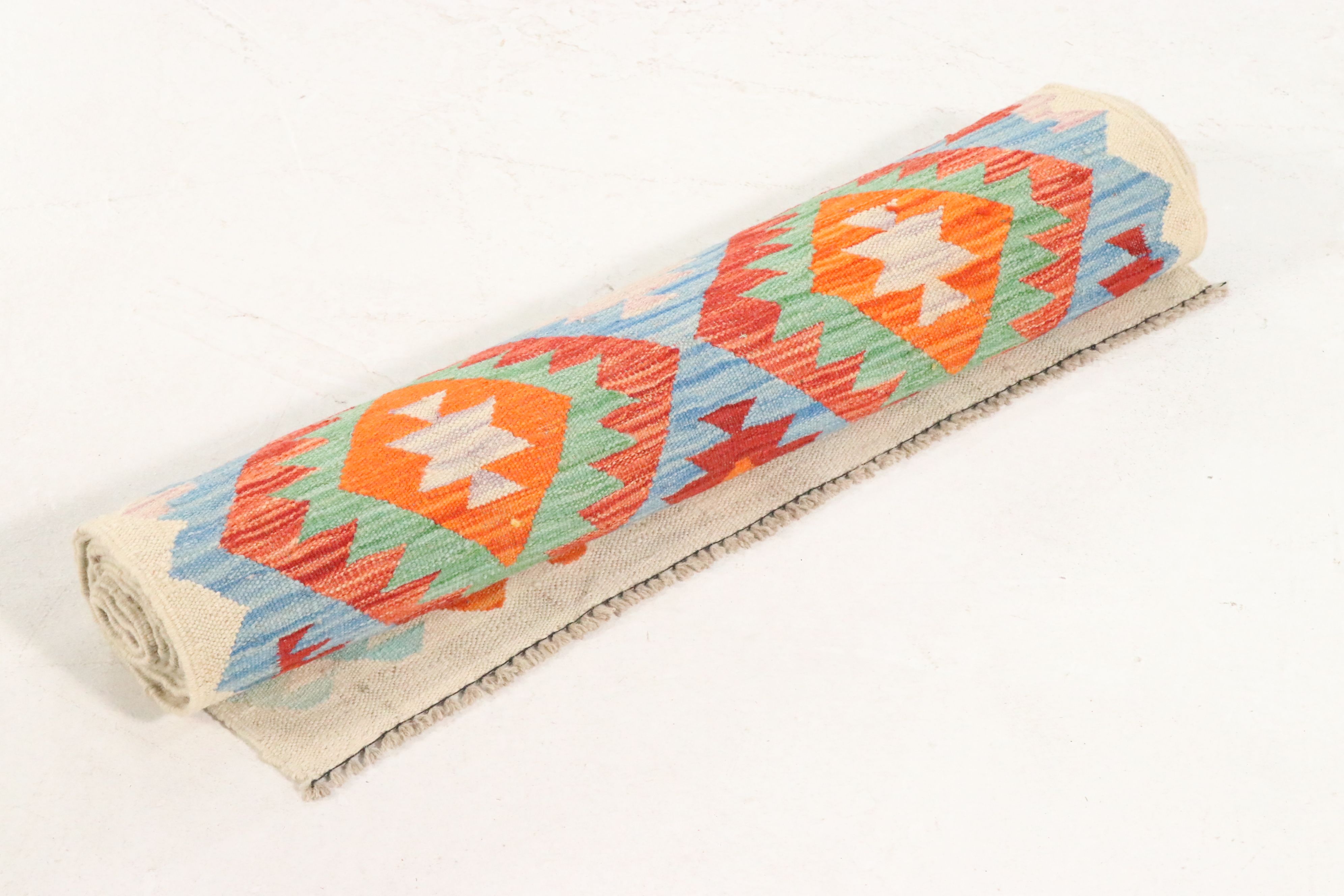 2'11 x 12'9 Handwoven Pakistani Kilim Carpet Runner