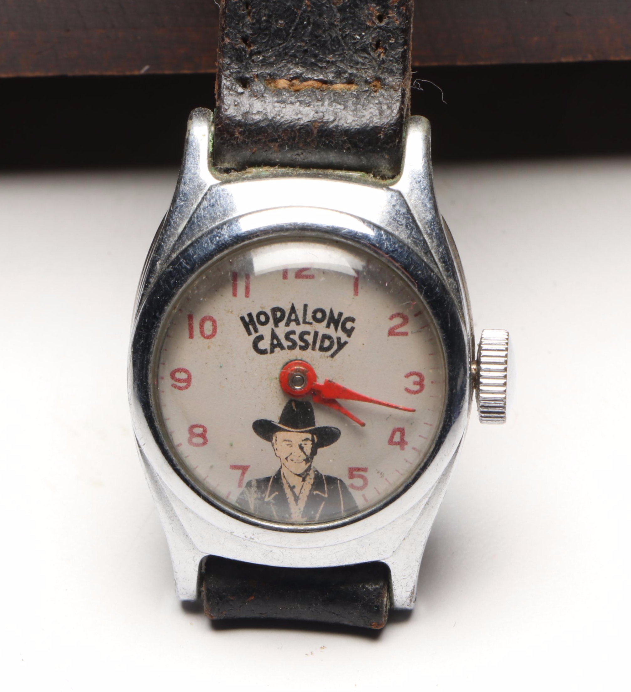 Vintage US Time Hopalong Cassidy Watch, Pocket Knife, and Pin in Wooden Box