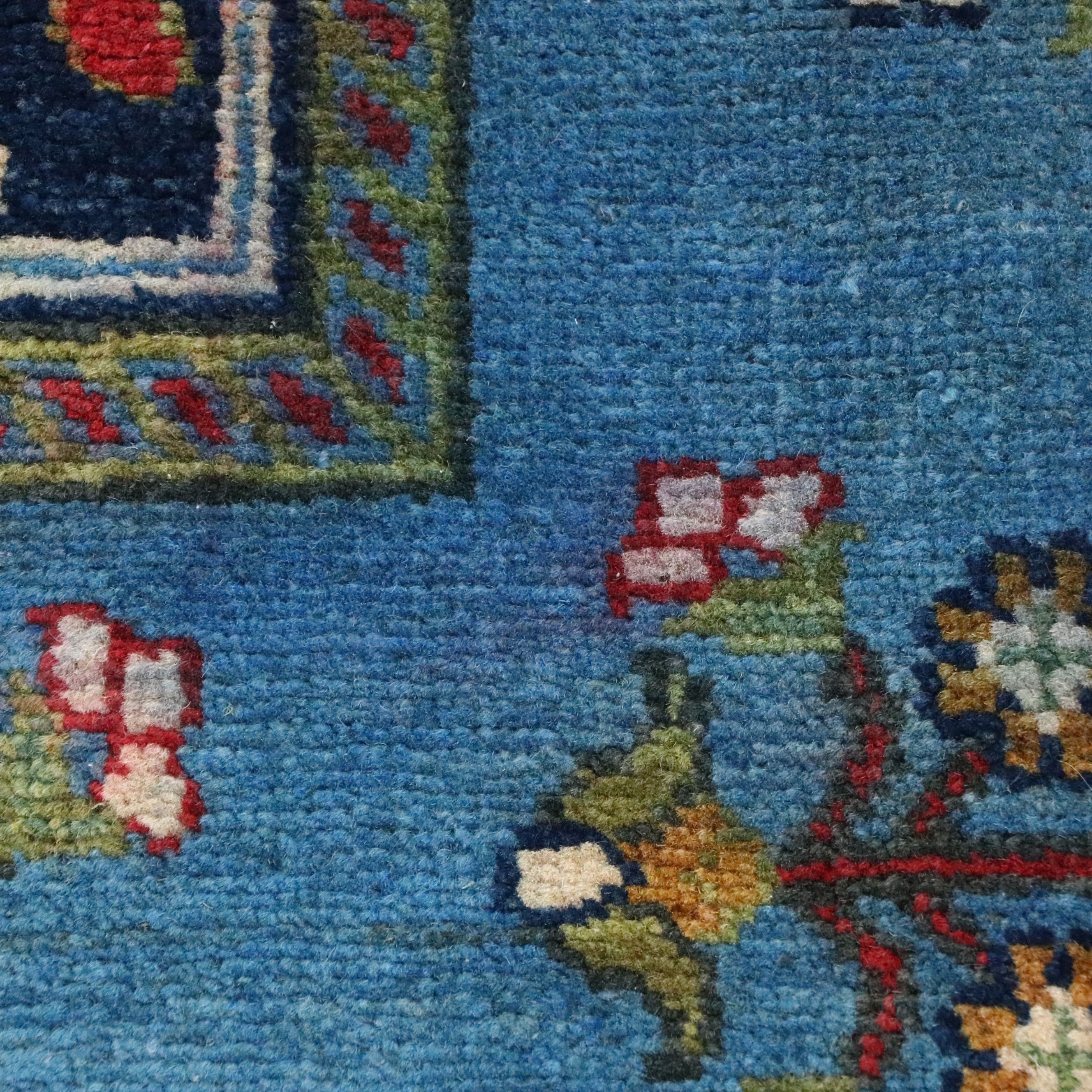 3'3 x 5'2 Hand-Knotted Pakistani Kazak Accent Rug