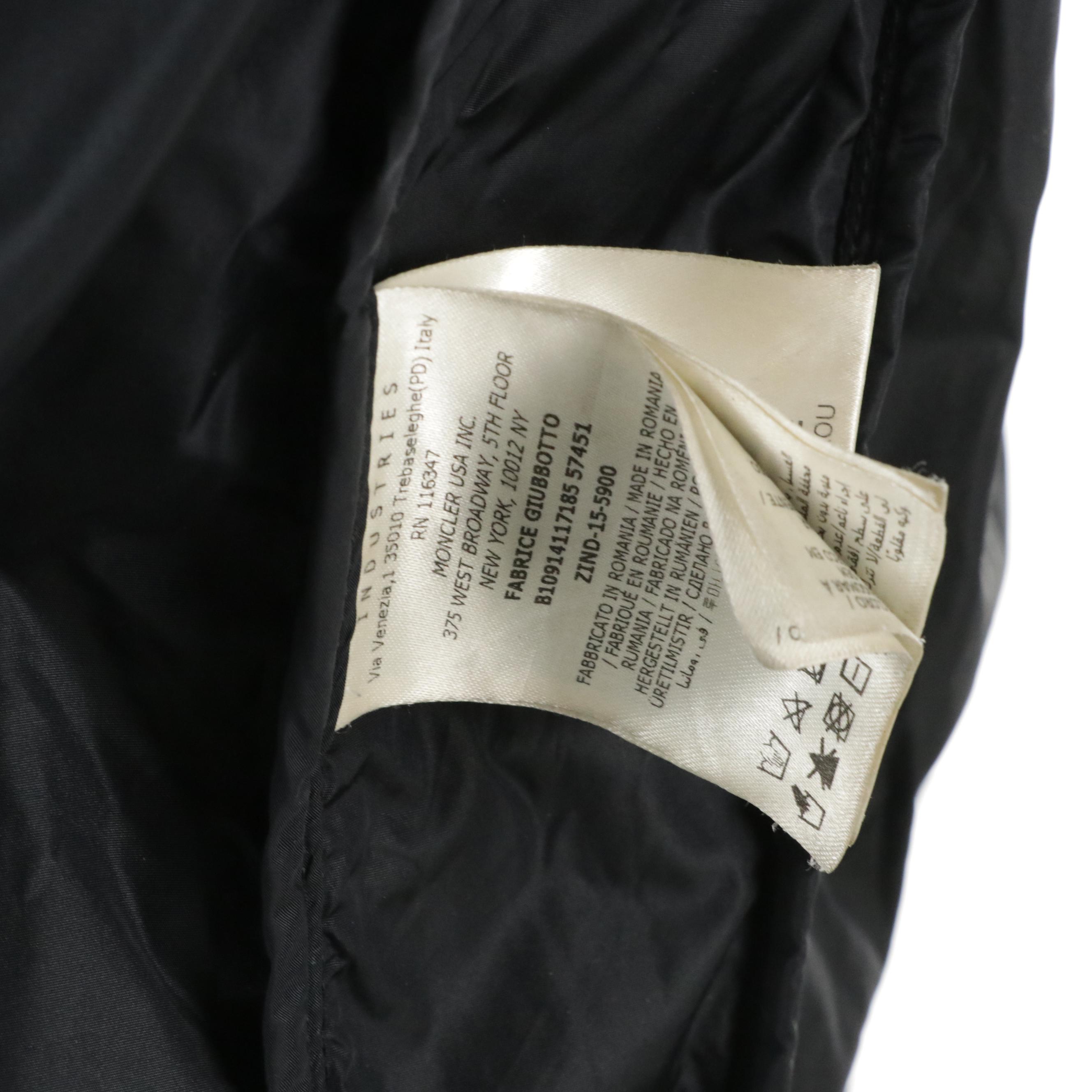 Moncler Classic Fabrice Jacket in Navy Blue Mesh and Nylon