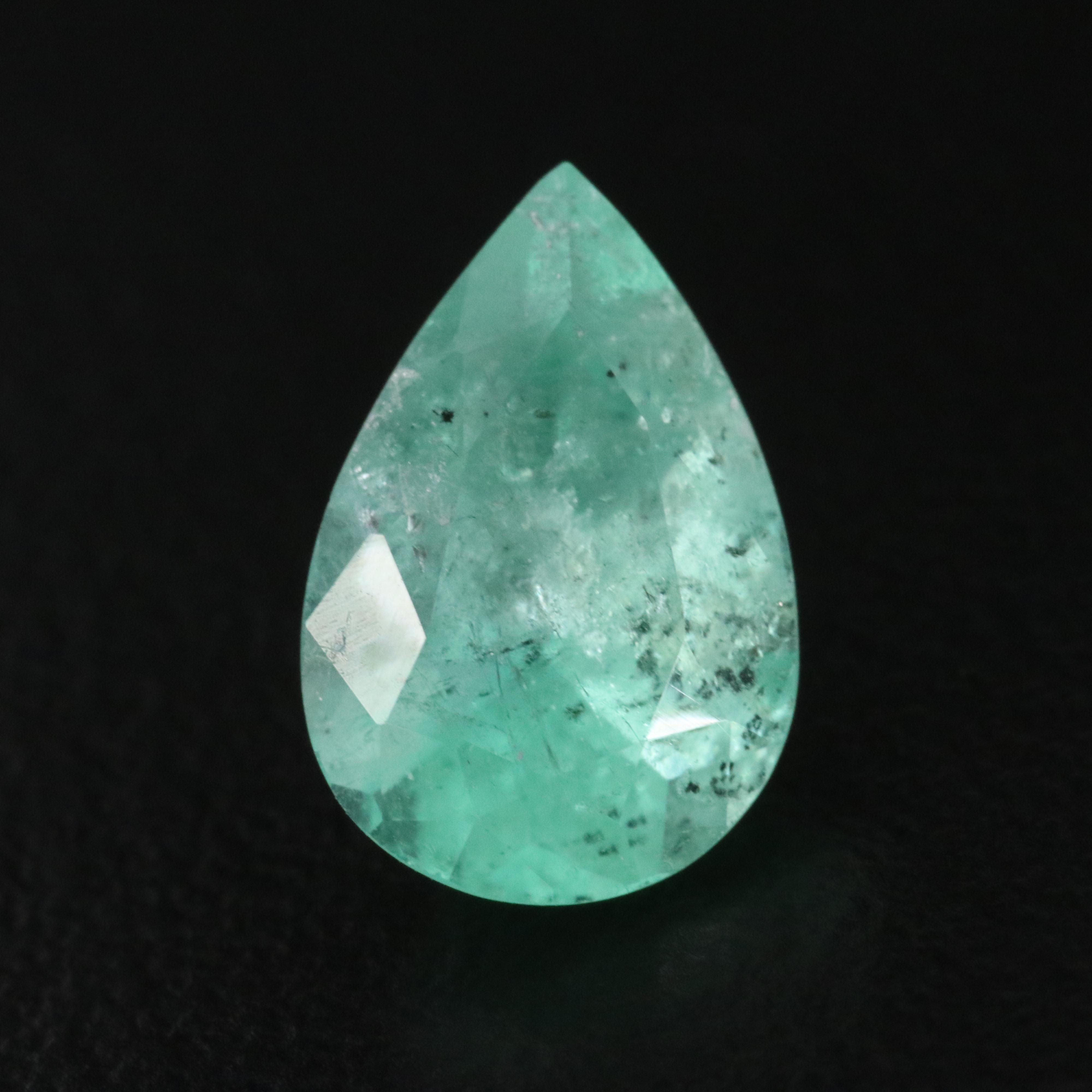 Loose 1.95 CT Emerald