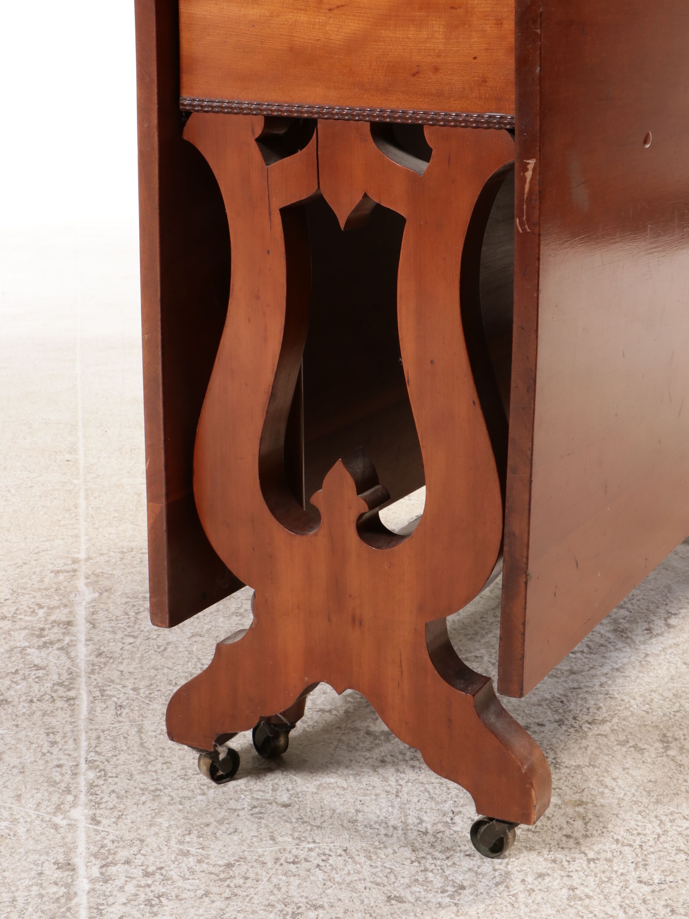 Mid-Victorian Cherry Drop-Leaf Table