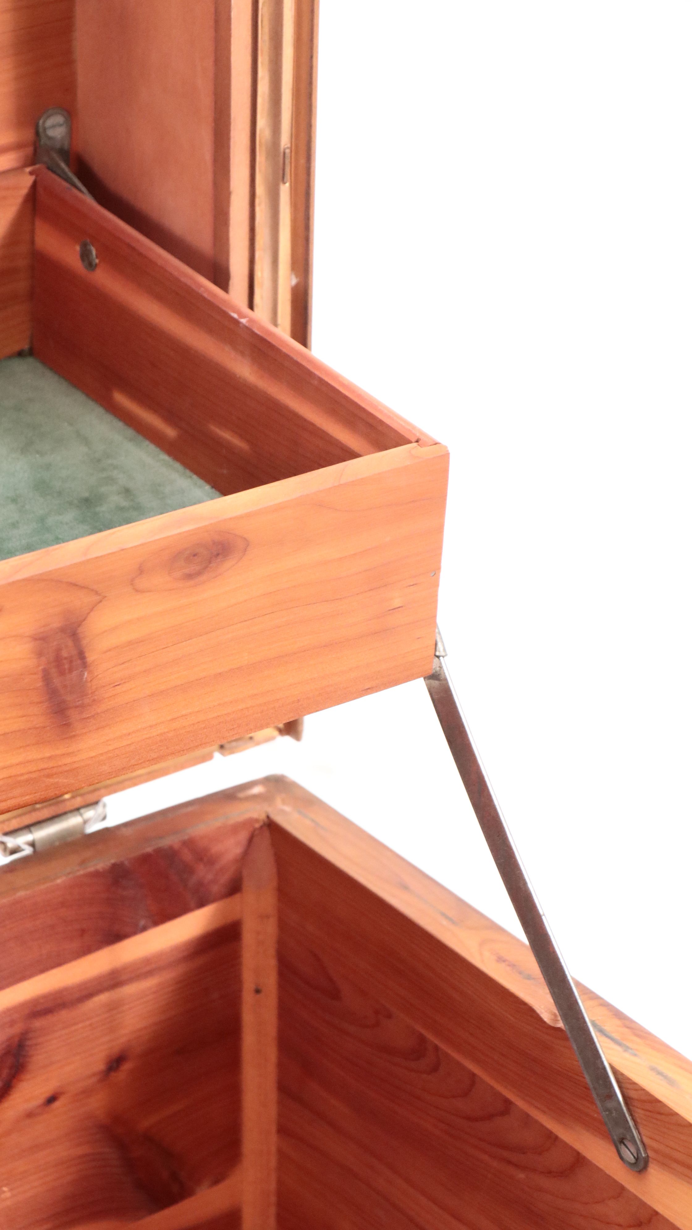 Lane Art Deco Style Waterfall Veneer Front Cedar Chest, Early to Mid-20th C.