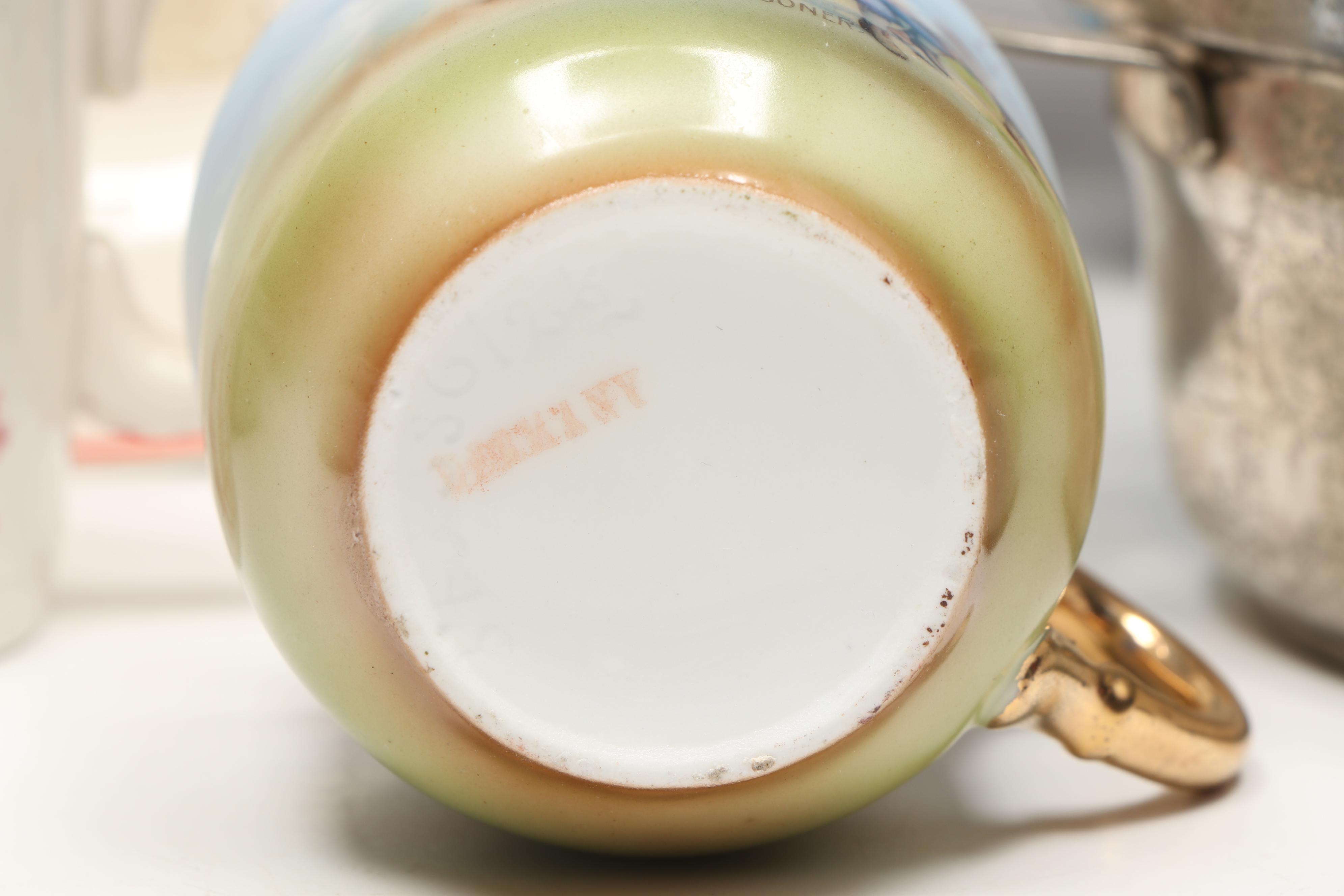 Roseville "Juvenile Baby Bunnies" with German and More Dinnerware