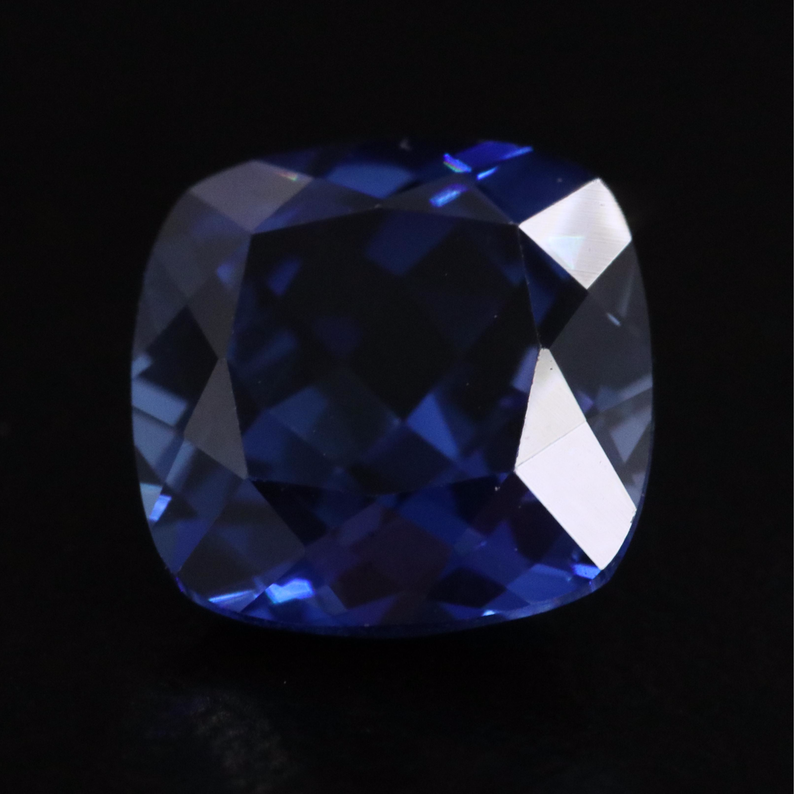 Loose 3.08 CT Lab Grown Sapphire