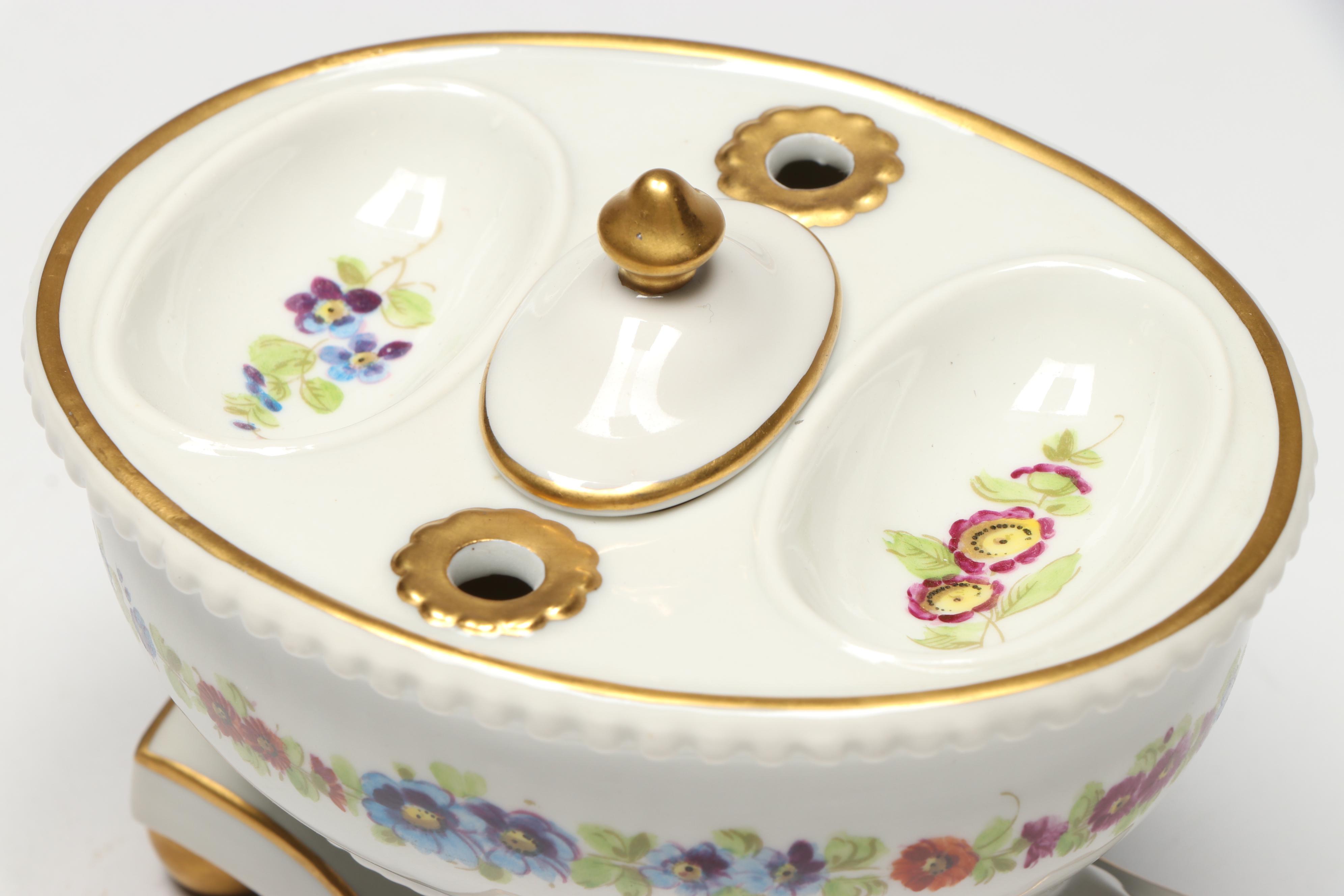 Porcelaine de Paris Porcelain Inkwell with Feather Quill, 20th Century