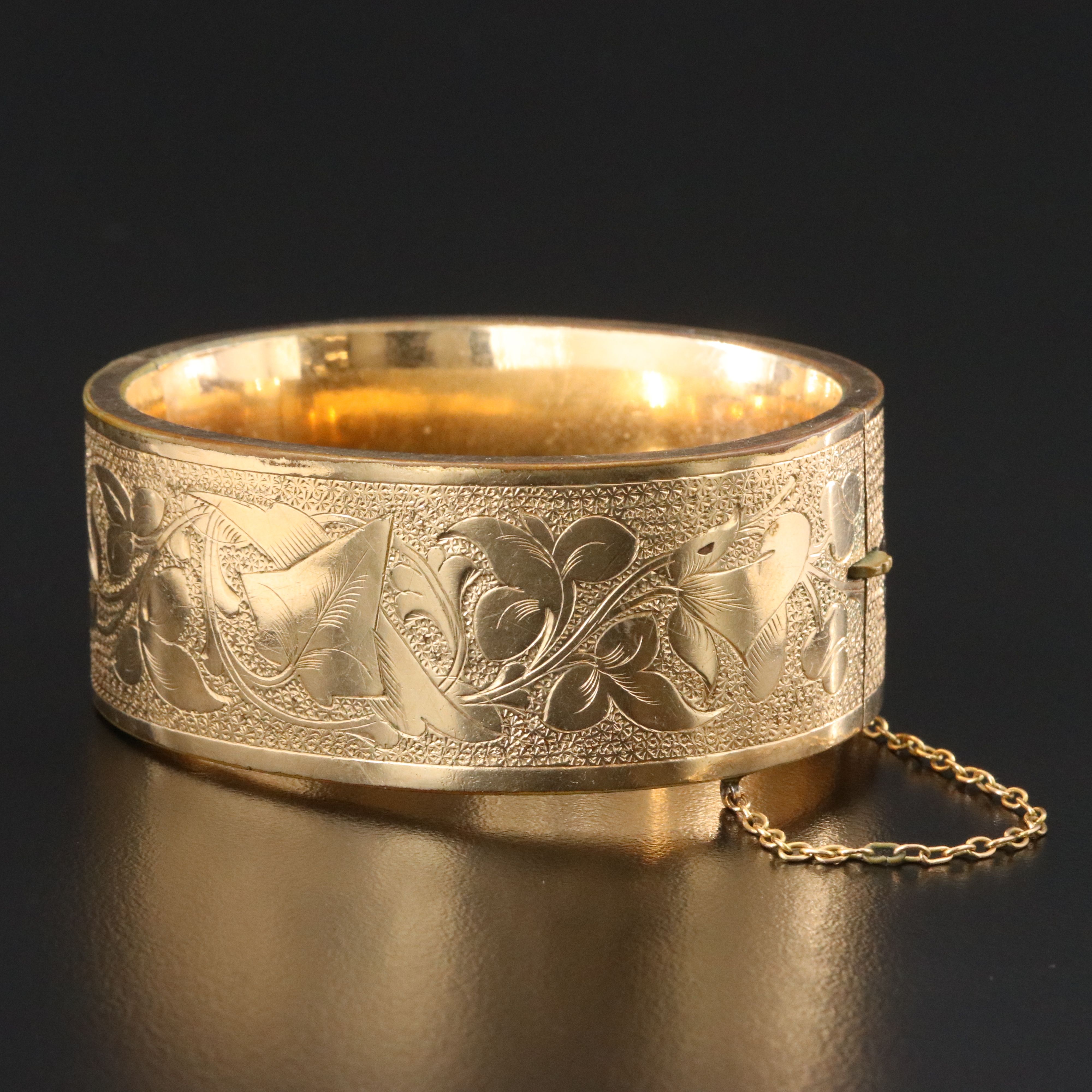 Victorian Taille d'Epargné Bangle