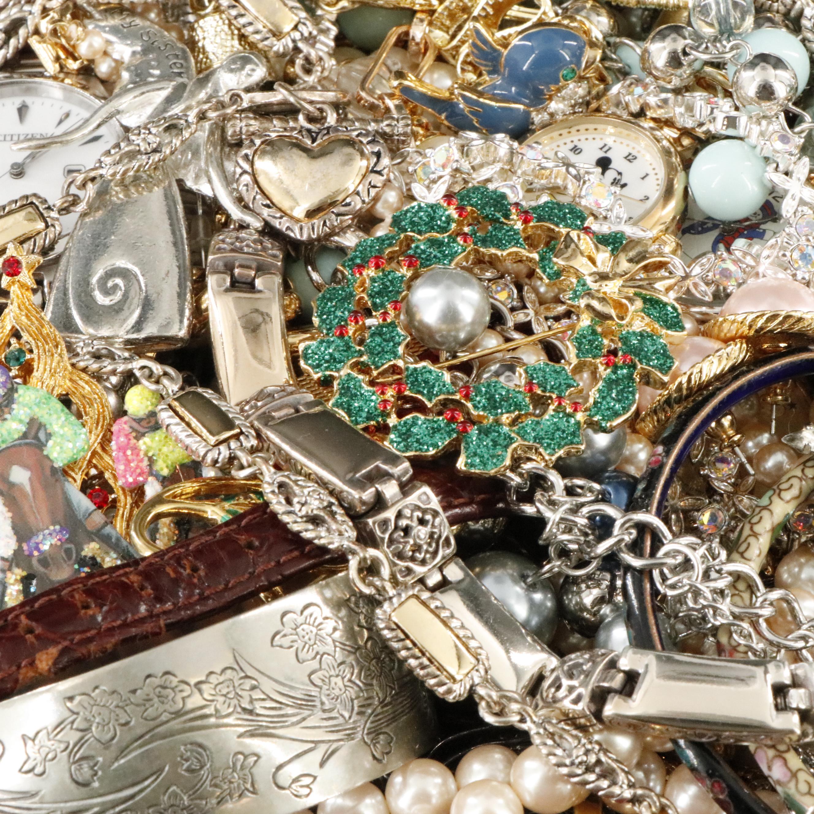 Uncommon Discoveries: Jewelry Collection