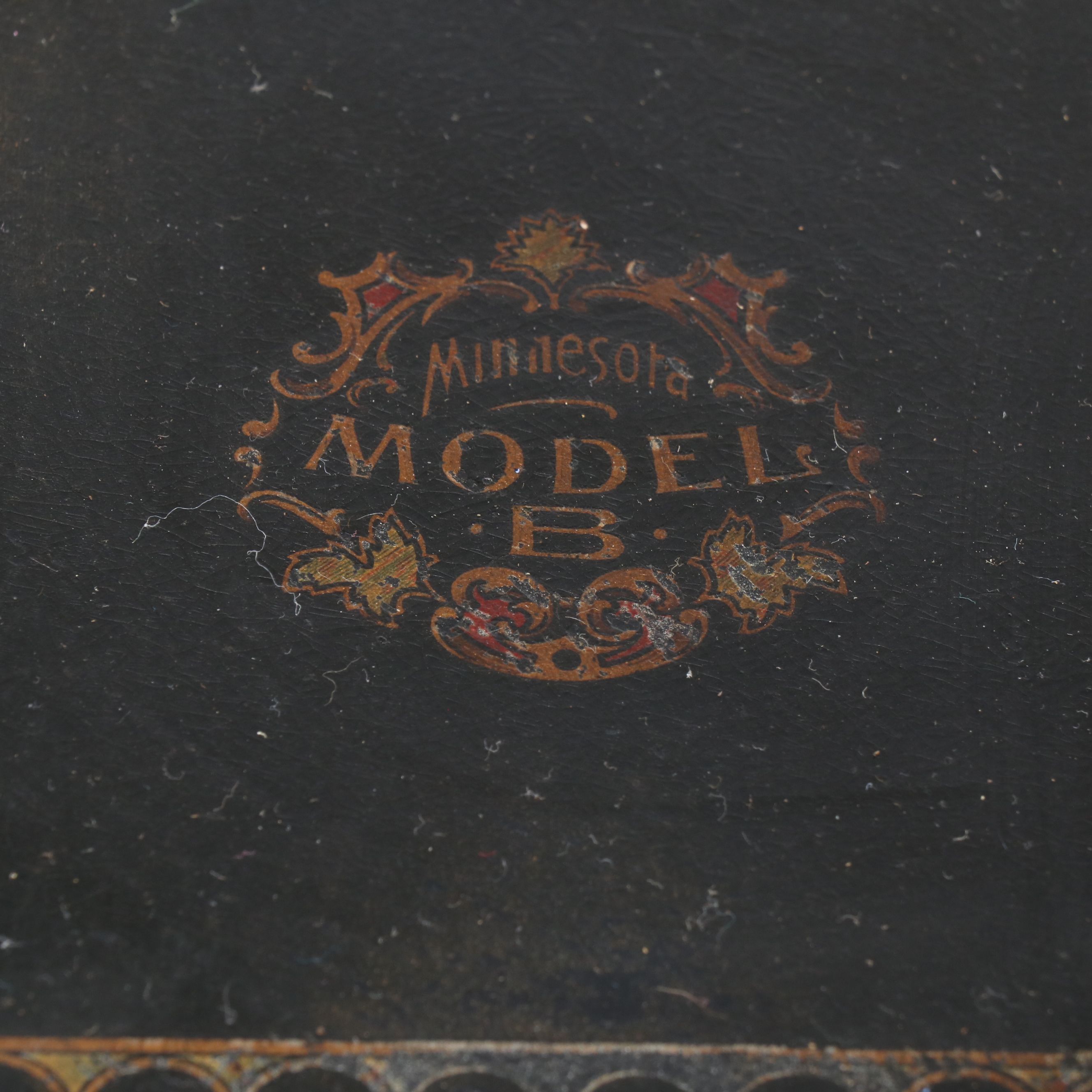 DRT Minnesota Model B Oak Cabinet Treadle Sewing Machine