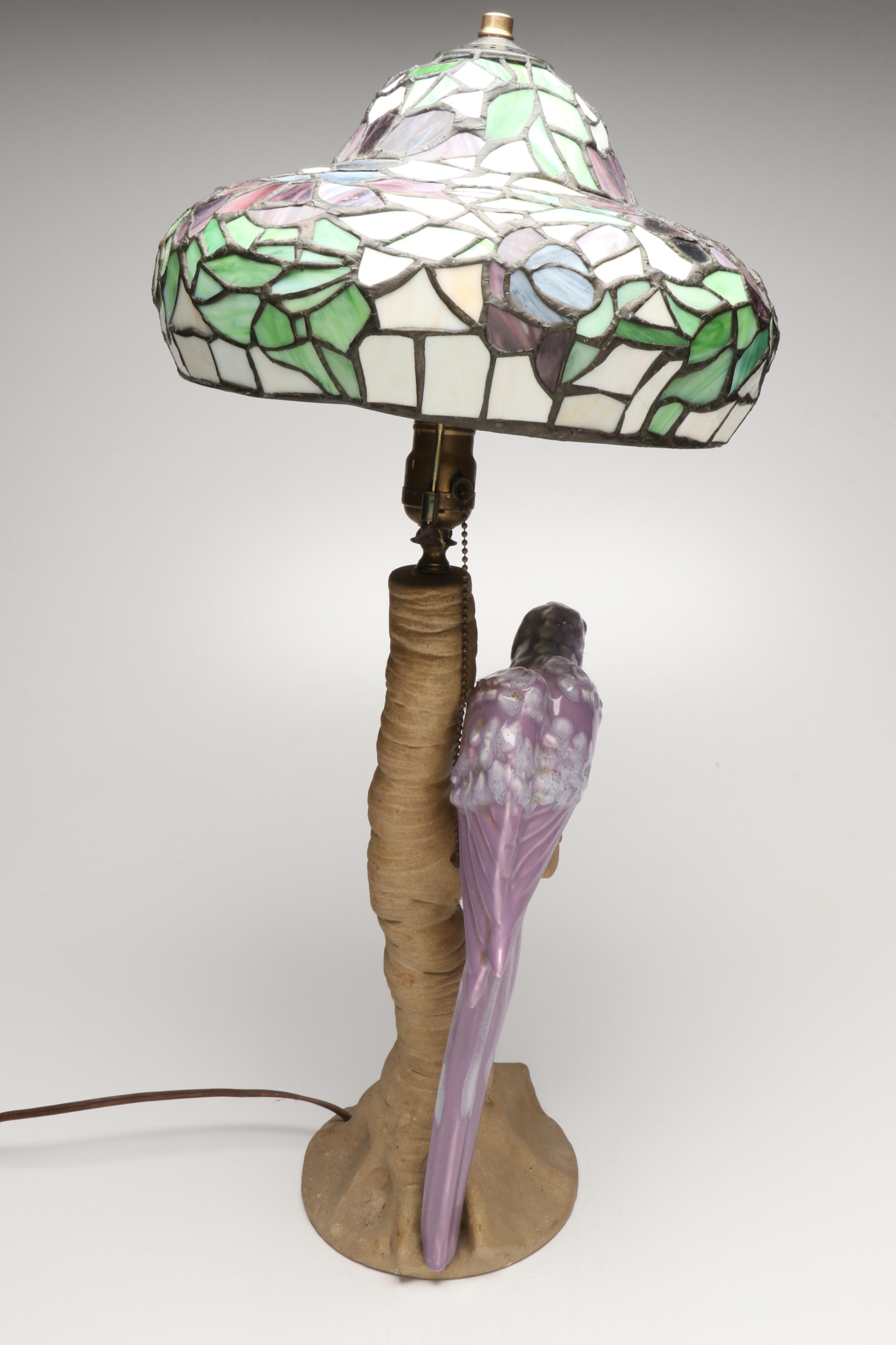 Royal Haeger Figural Ceramic Parrot Table Lamp