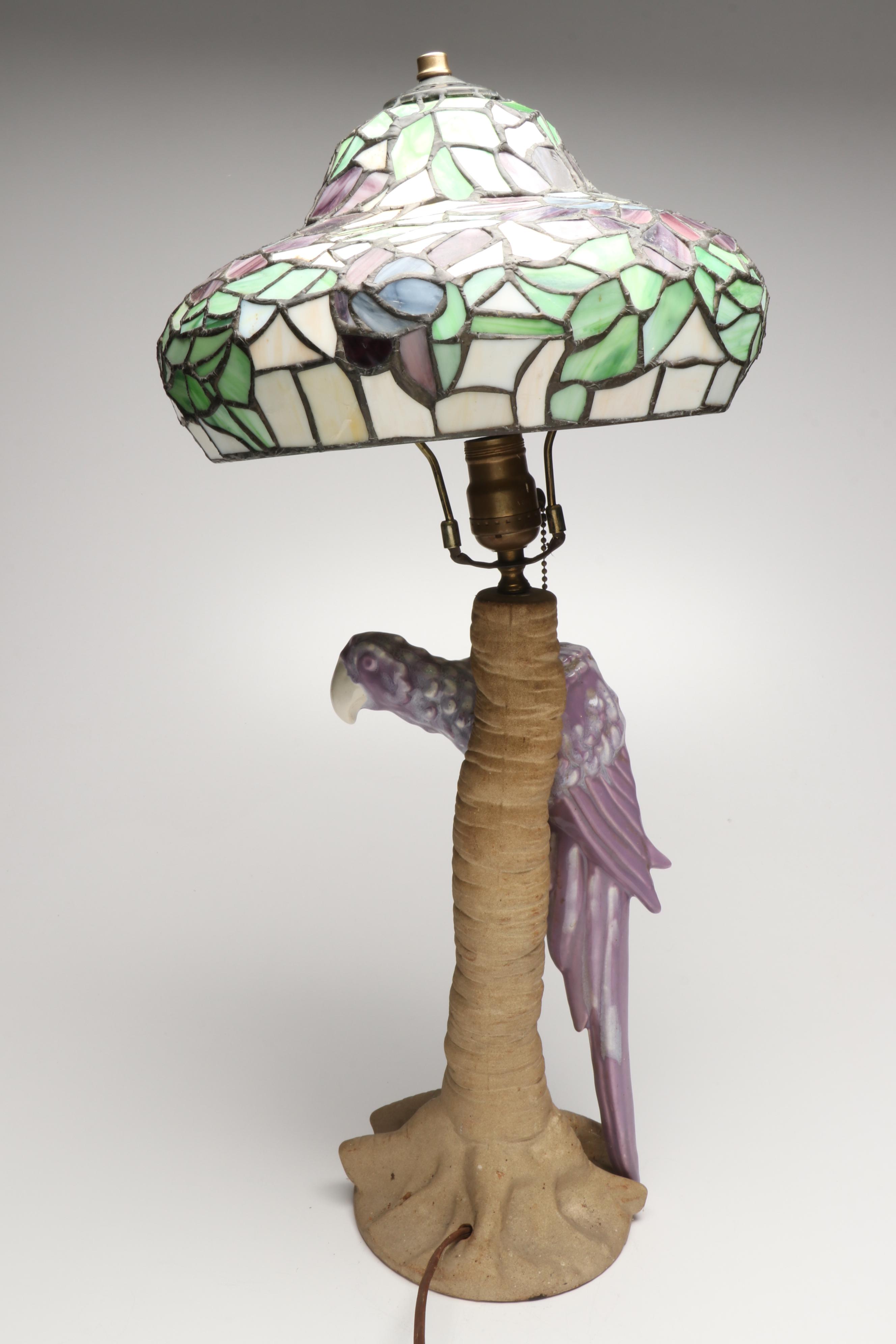 Royal Haeger Figural Ceramic Parrot Table Lamp