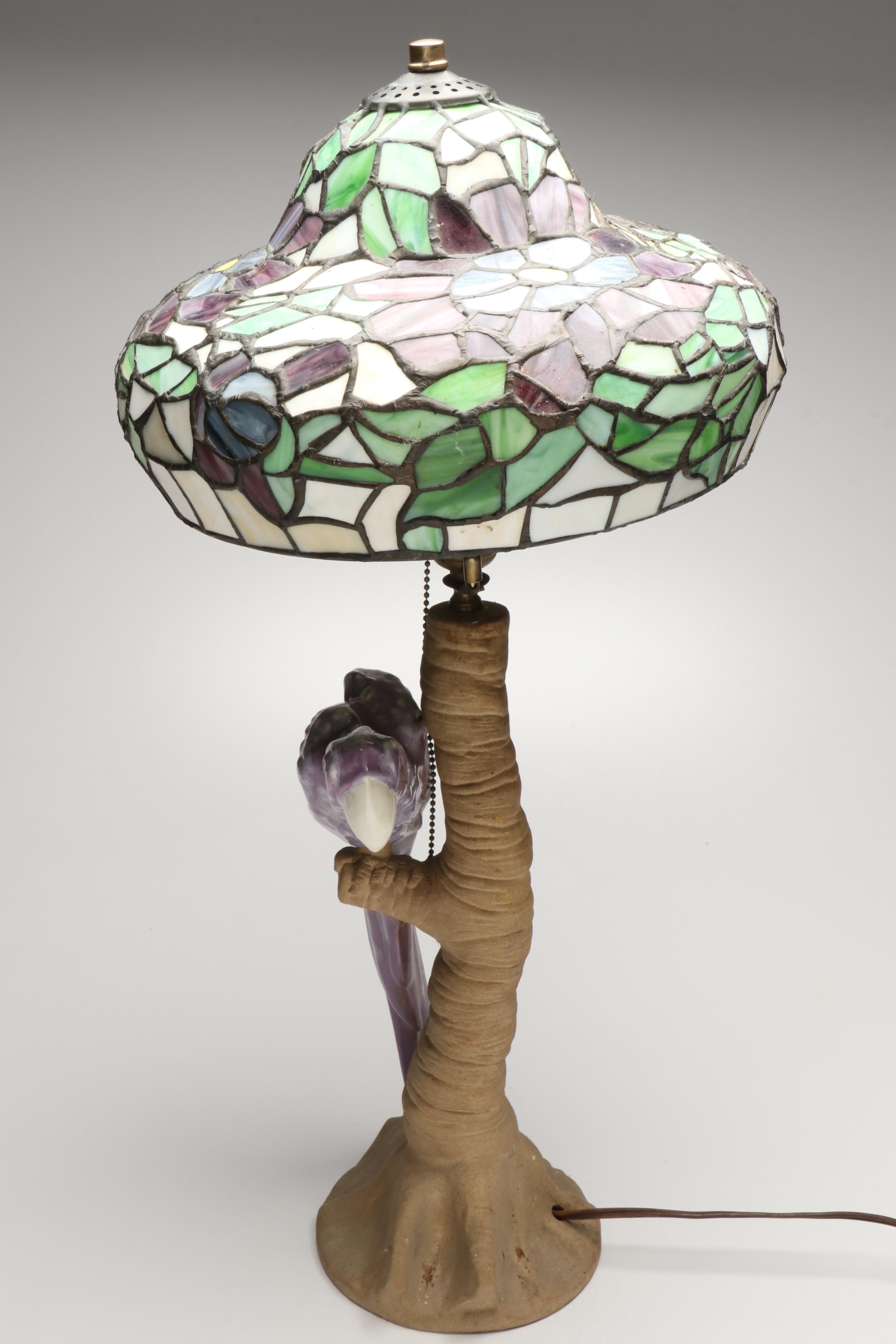 Royal Haeger Figural Ceramic Parrot Table Lamp