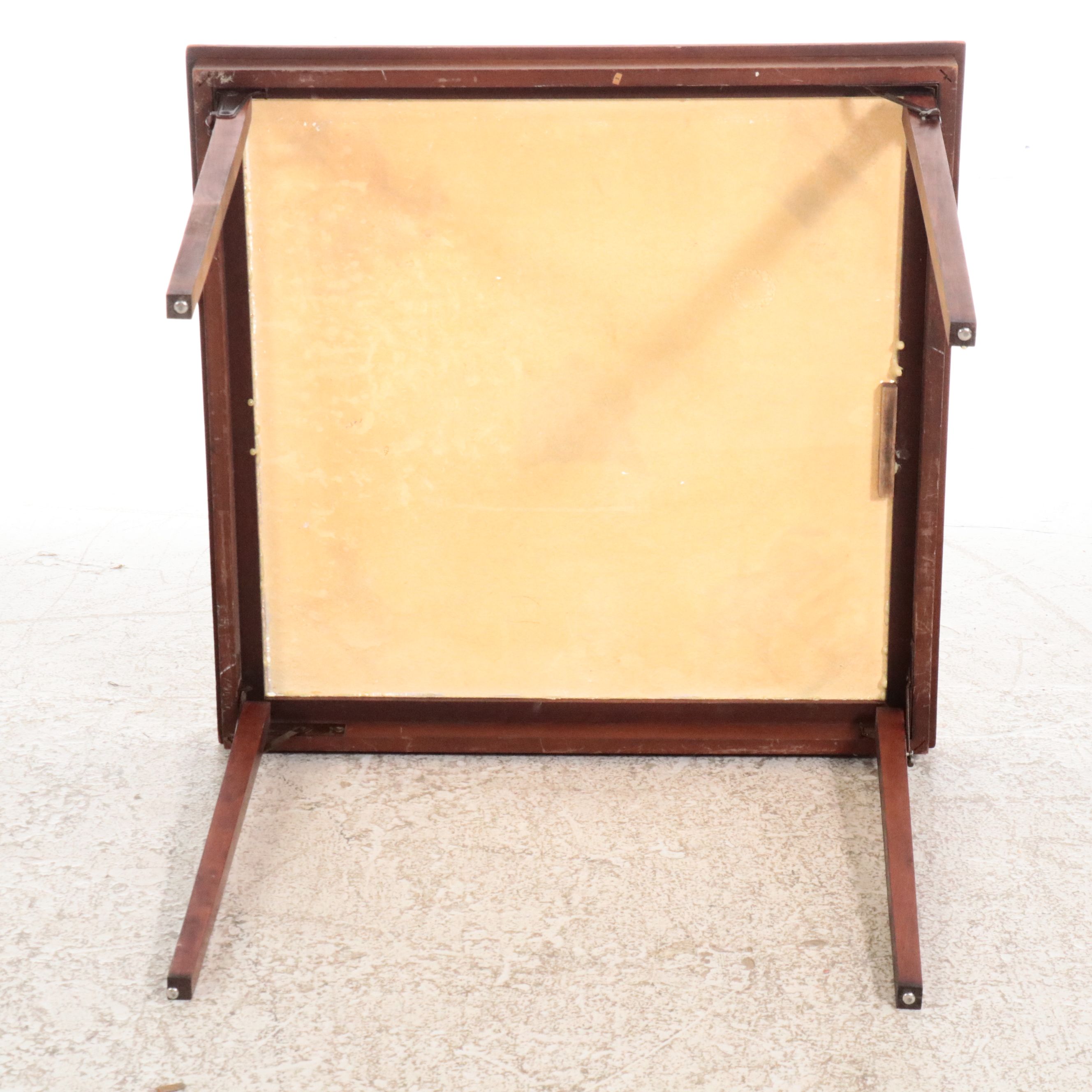 Grace Gilmore Bacova Guild Hunt-Themed Fiberglass and Wood Folding Card Table